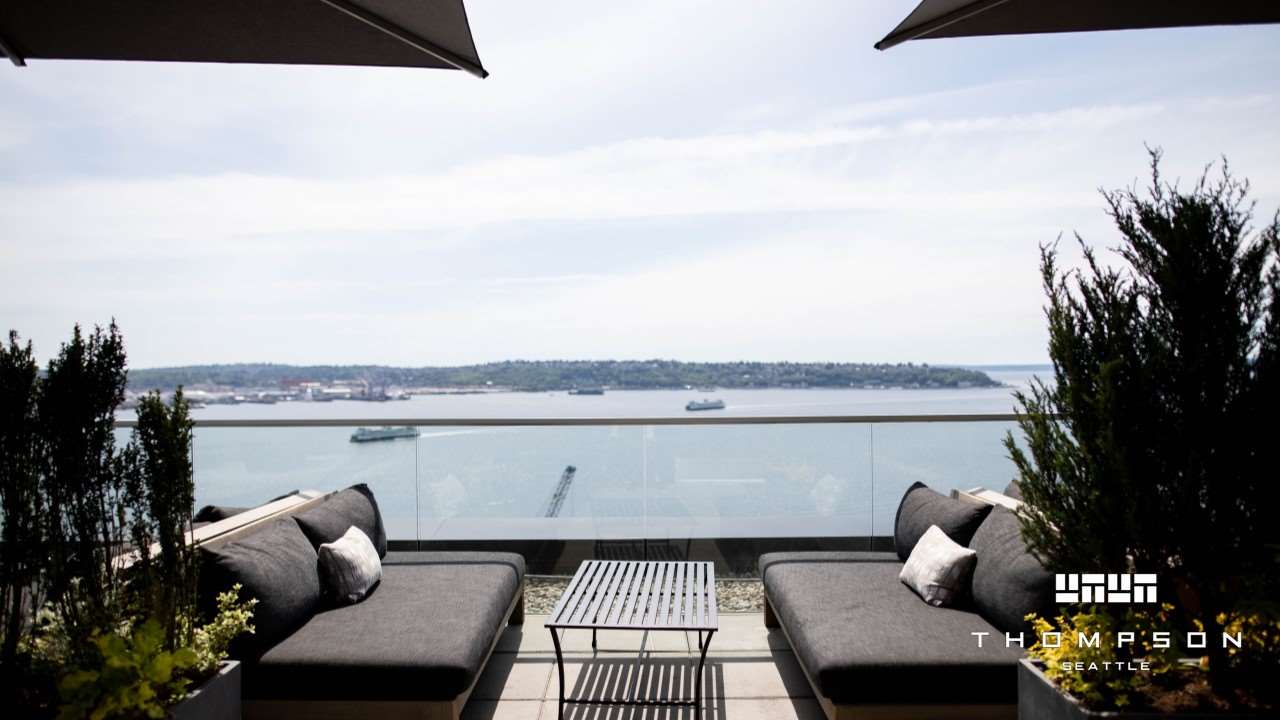 Thompson Seattle The Nest Outdoor Lounge