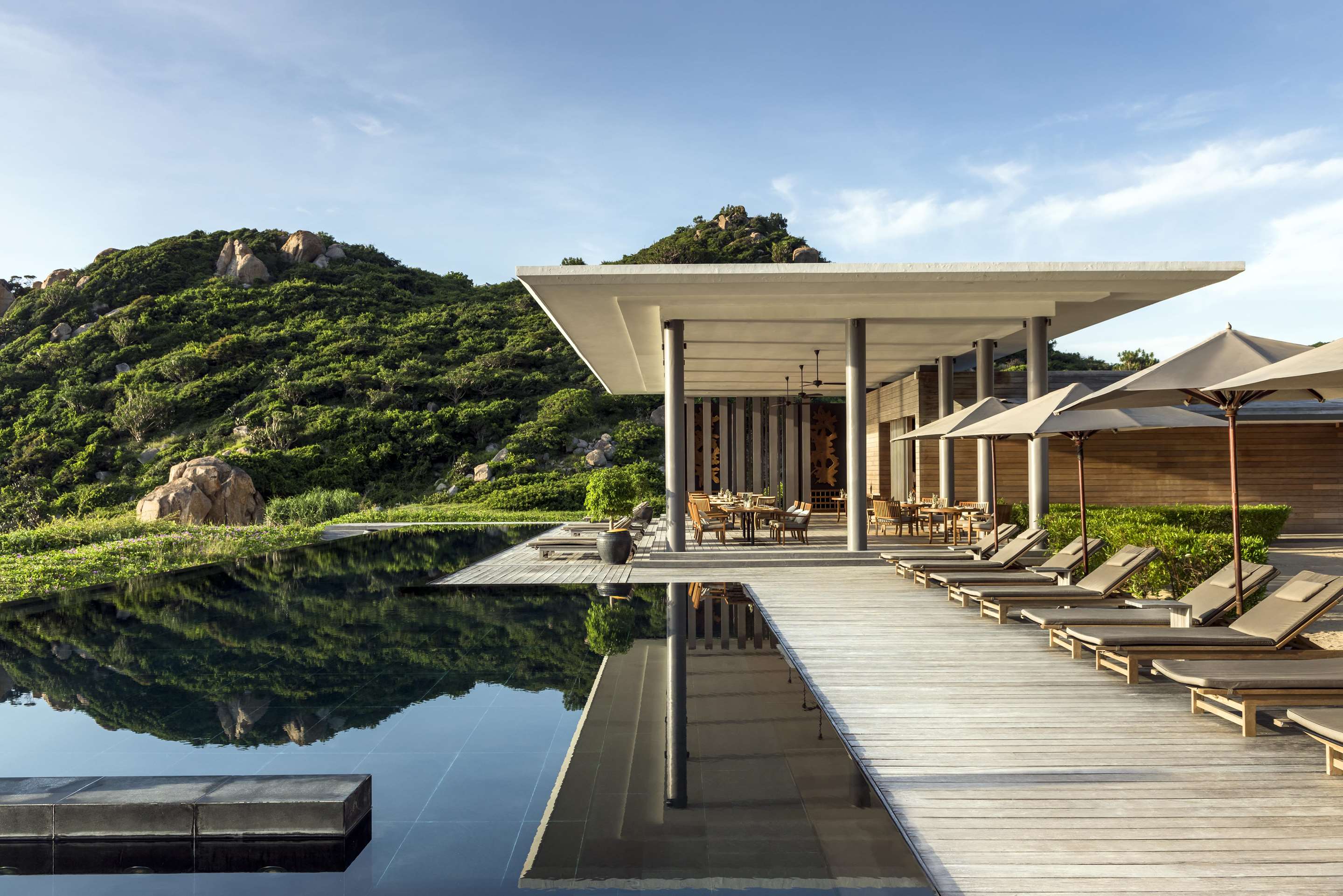 Amanoi  Resort  Beach Club