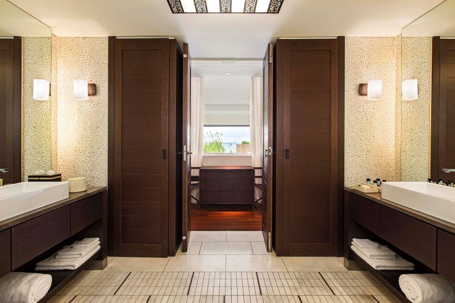 Grand Suite Bathroom