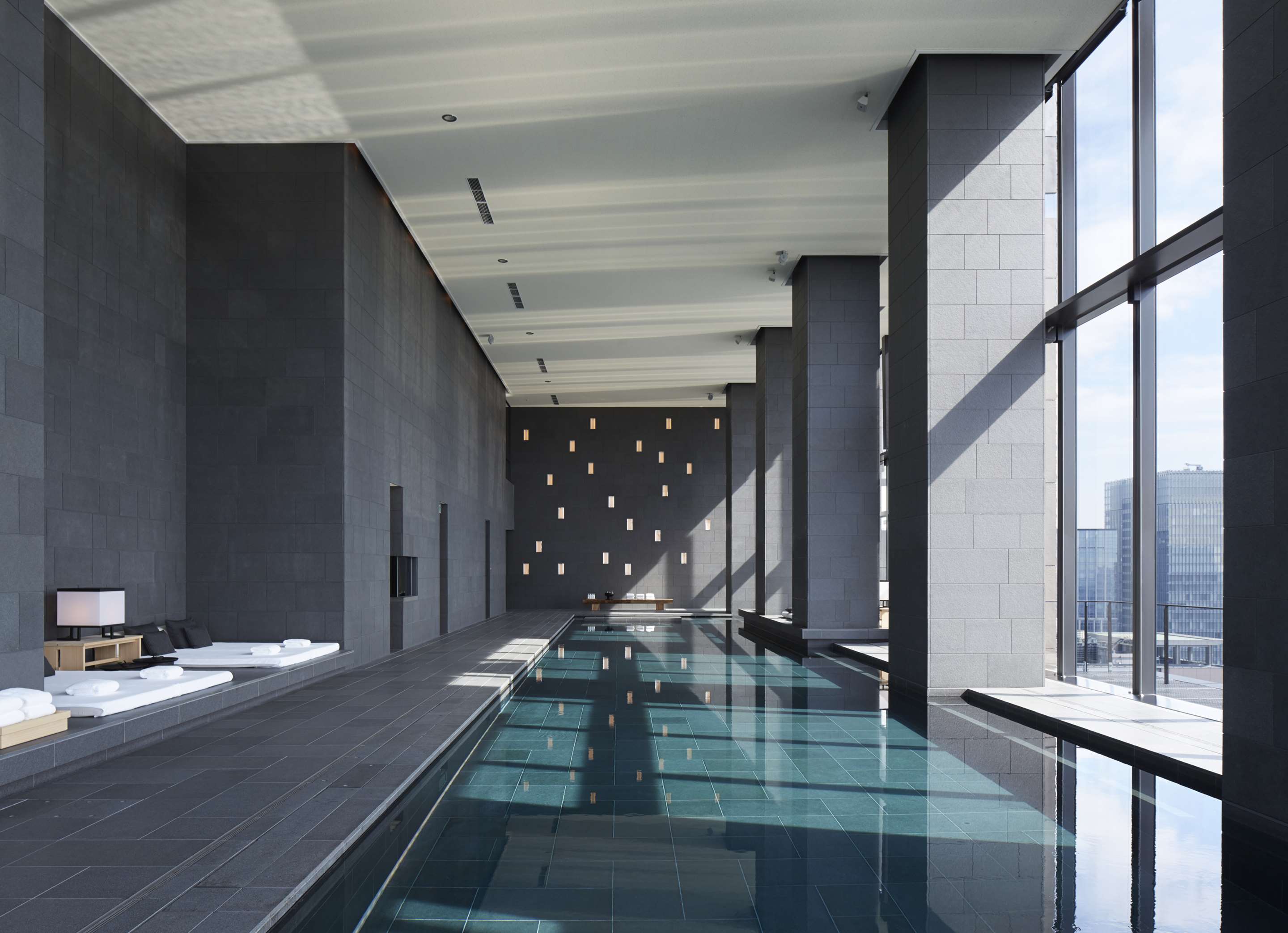 Aman Tokyo - Spa Swimming Pool