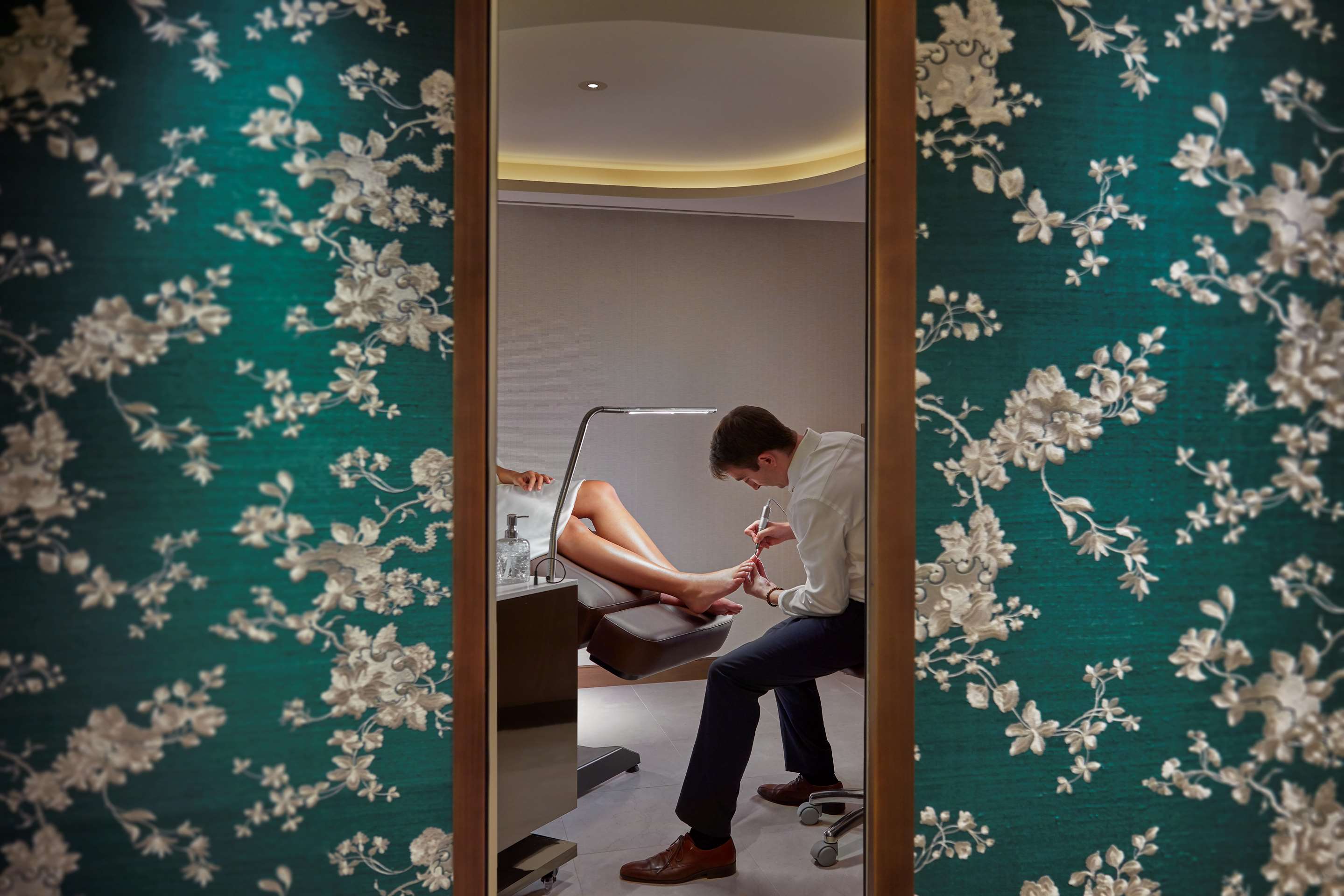 london spa bastien gonzales