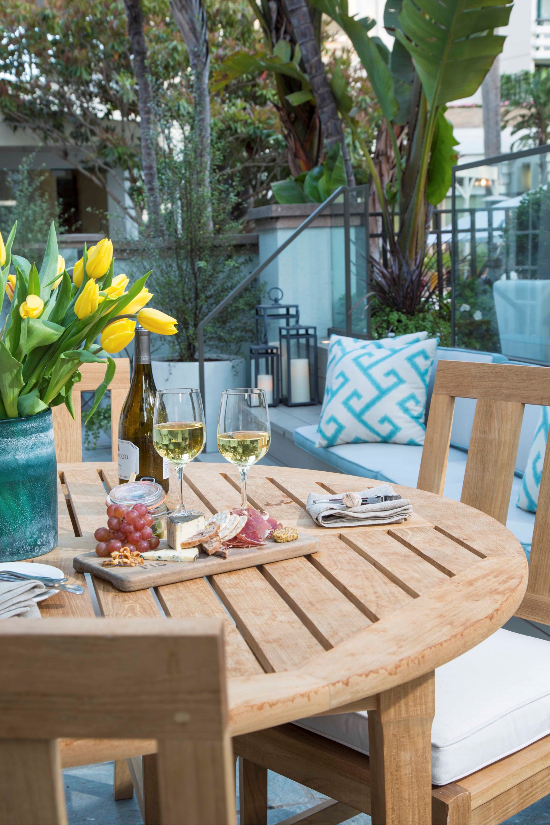 OutdoorTableDetail MeghanBeierle O Brien