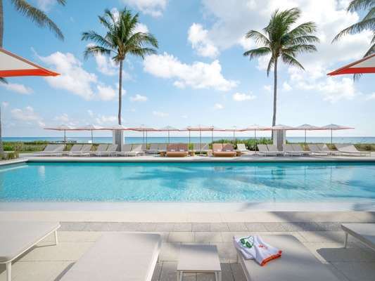 Beach Club Pool