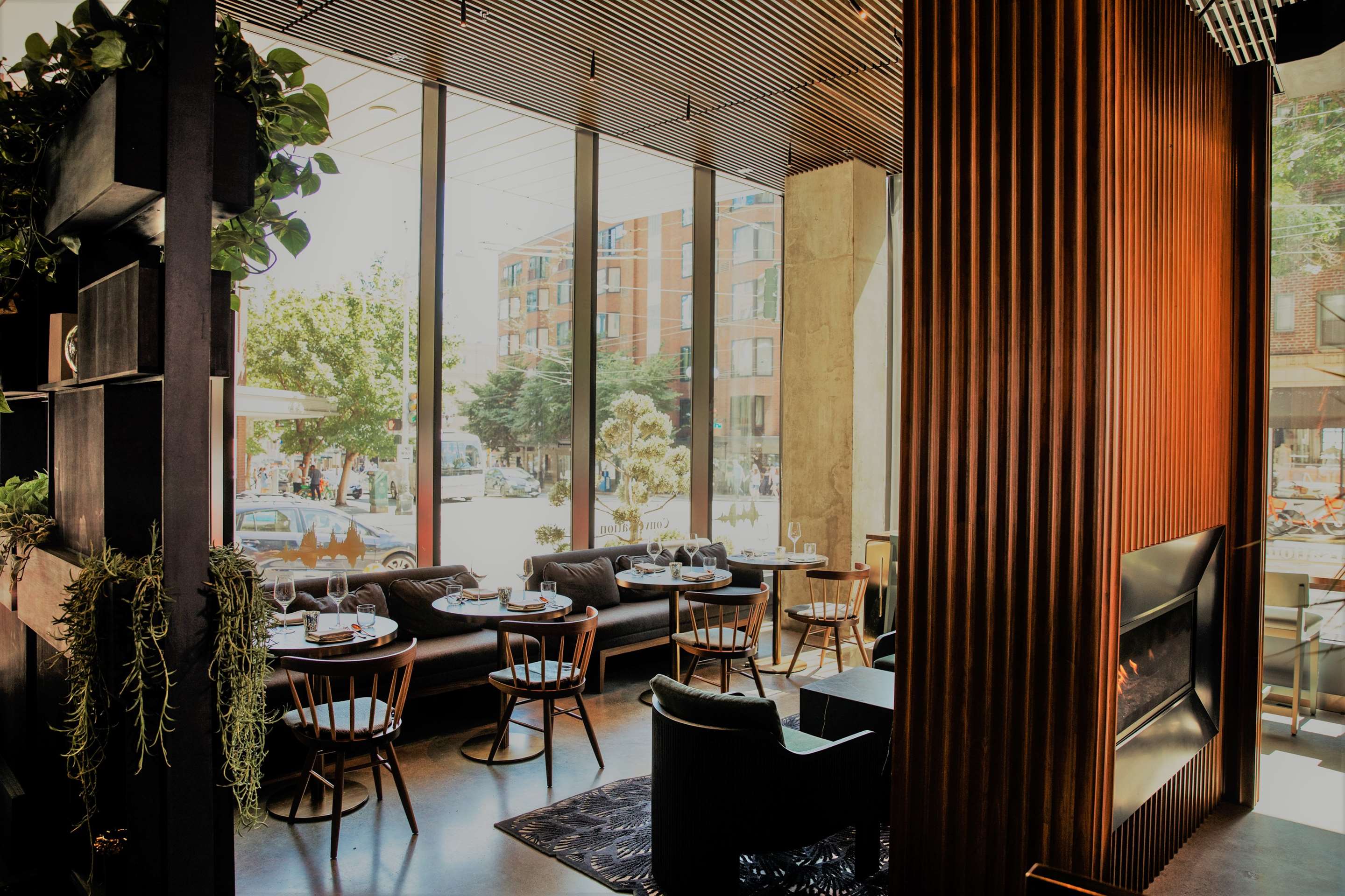 TSH Dining Conversation Lounge