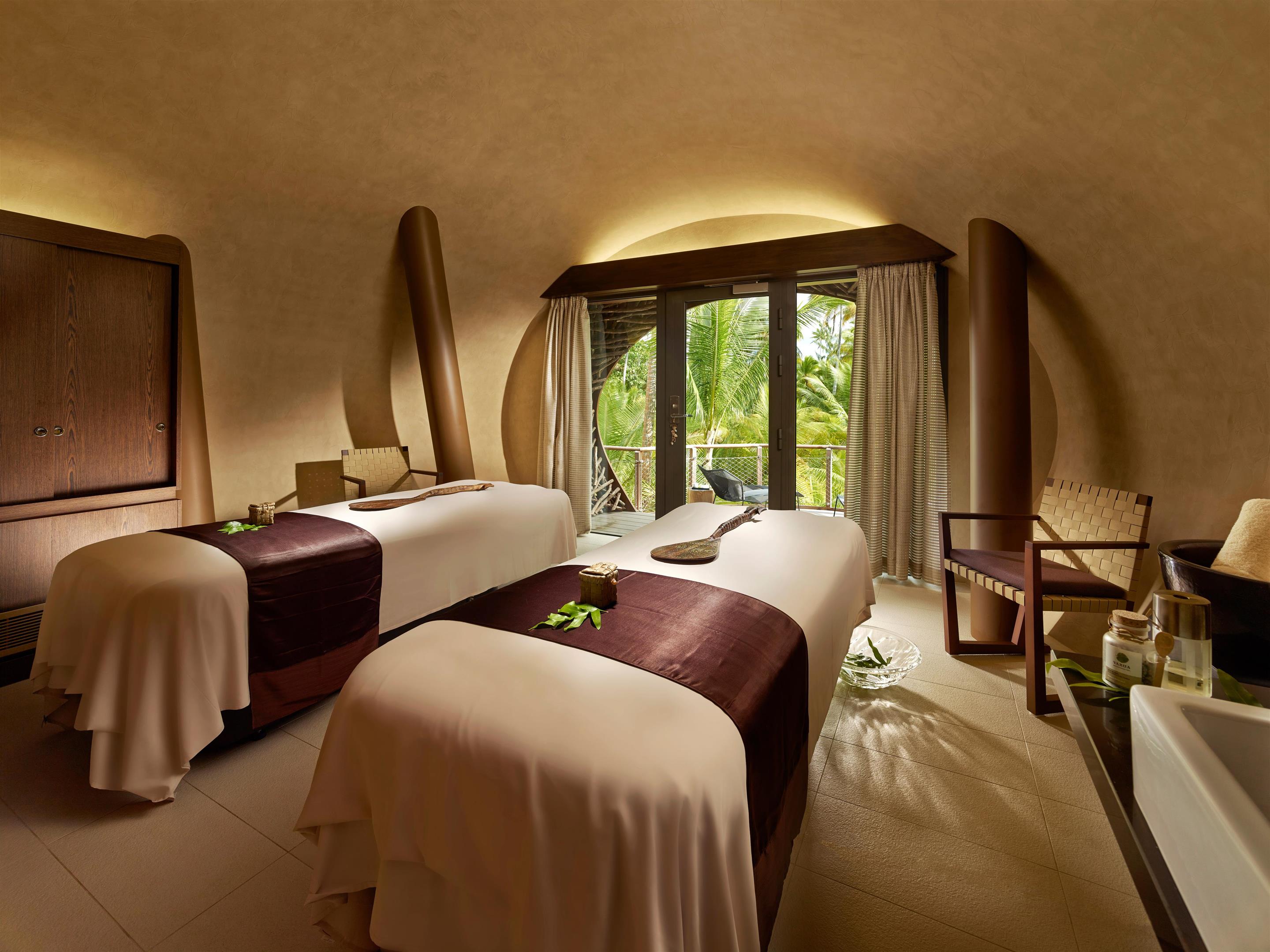 Fare Manu Couples Spa Suite
