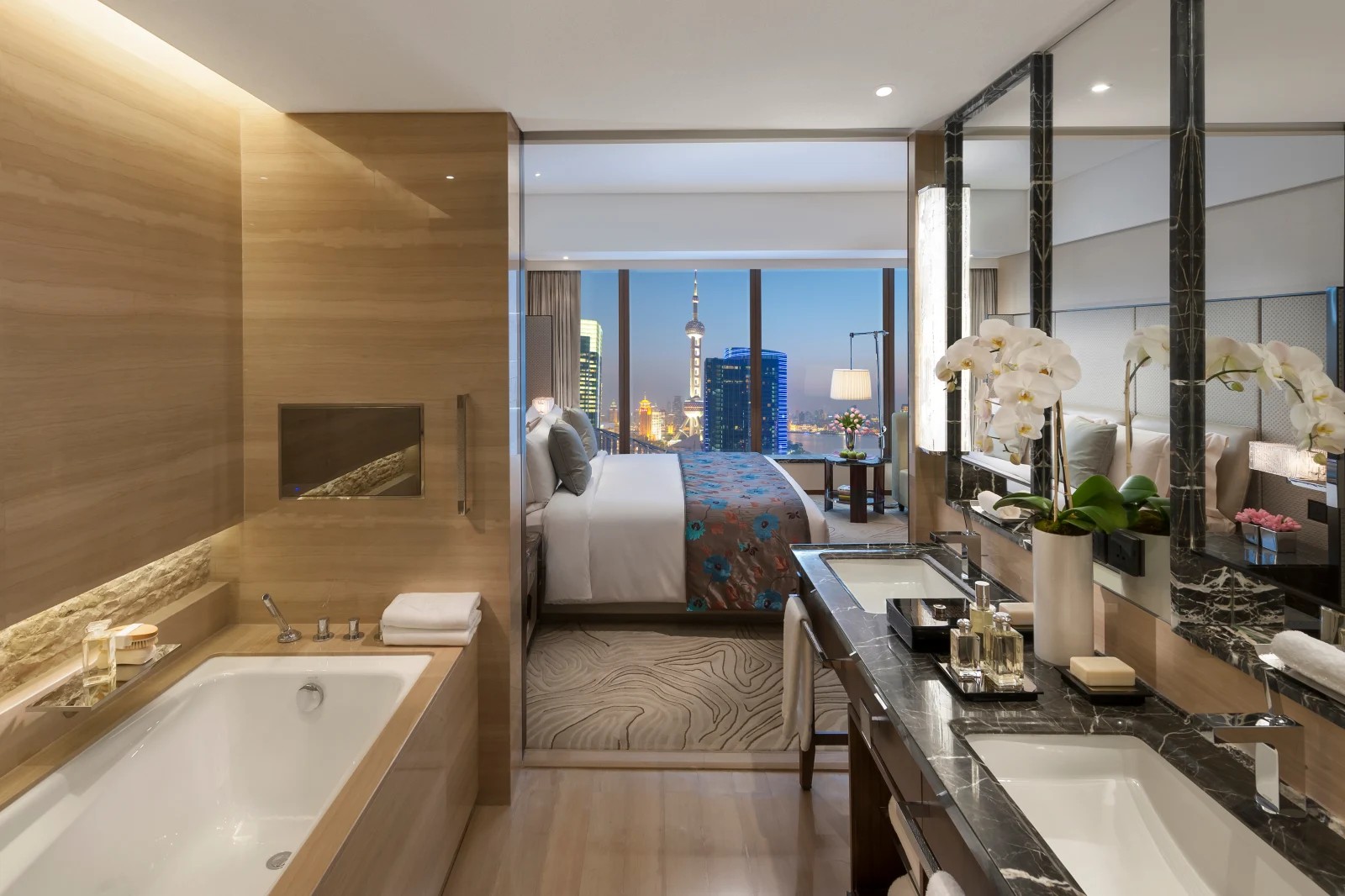 디럭스 리버 뷰룸