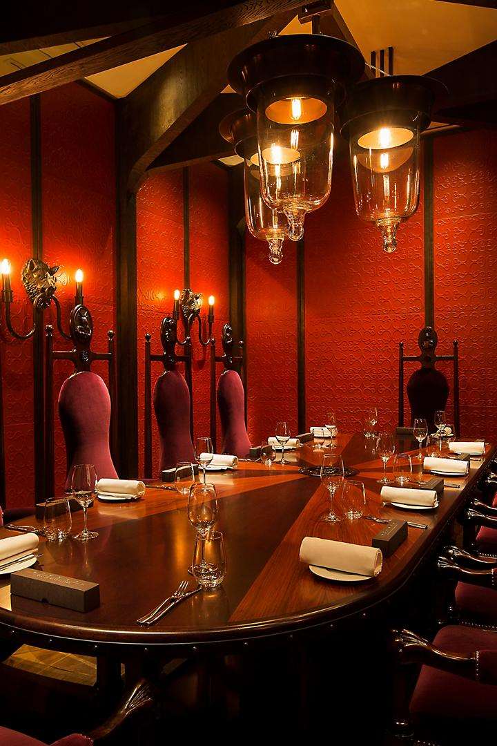 london restaurant dinner by heston private dining table