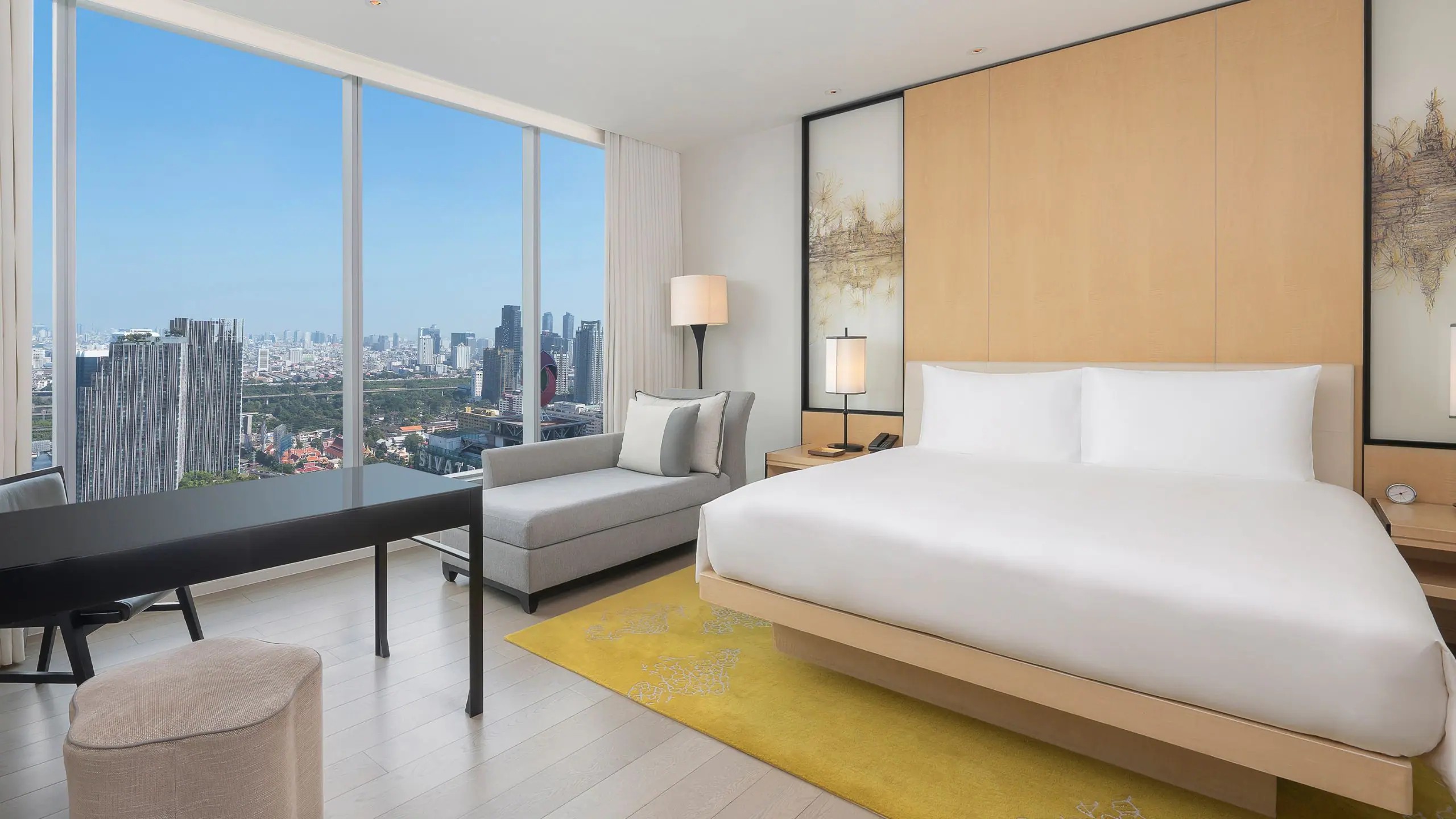 킹 베드 1개 + 앰버서더 스위트