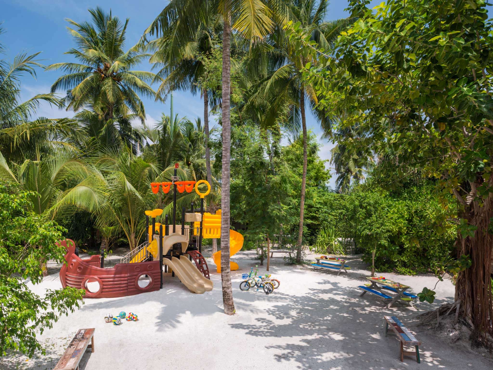 Children Club - Outdoor Playground