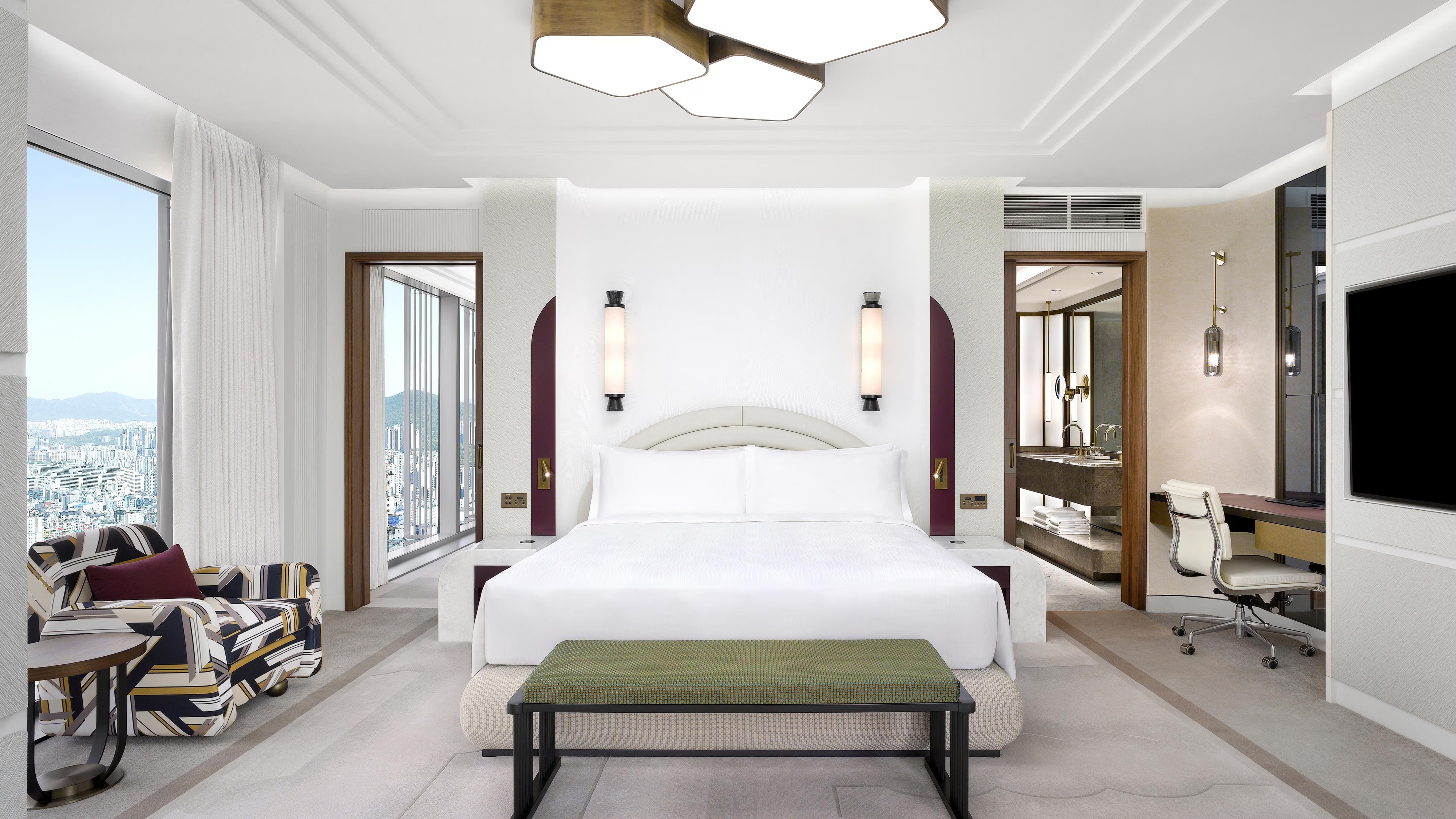 그랜드 마스터스 베이 객실, 킹베드 1개, 소파베드, 시티 뷰, 코너룸