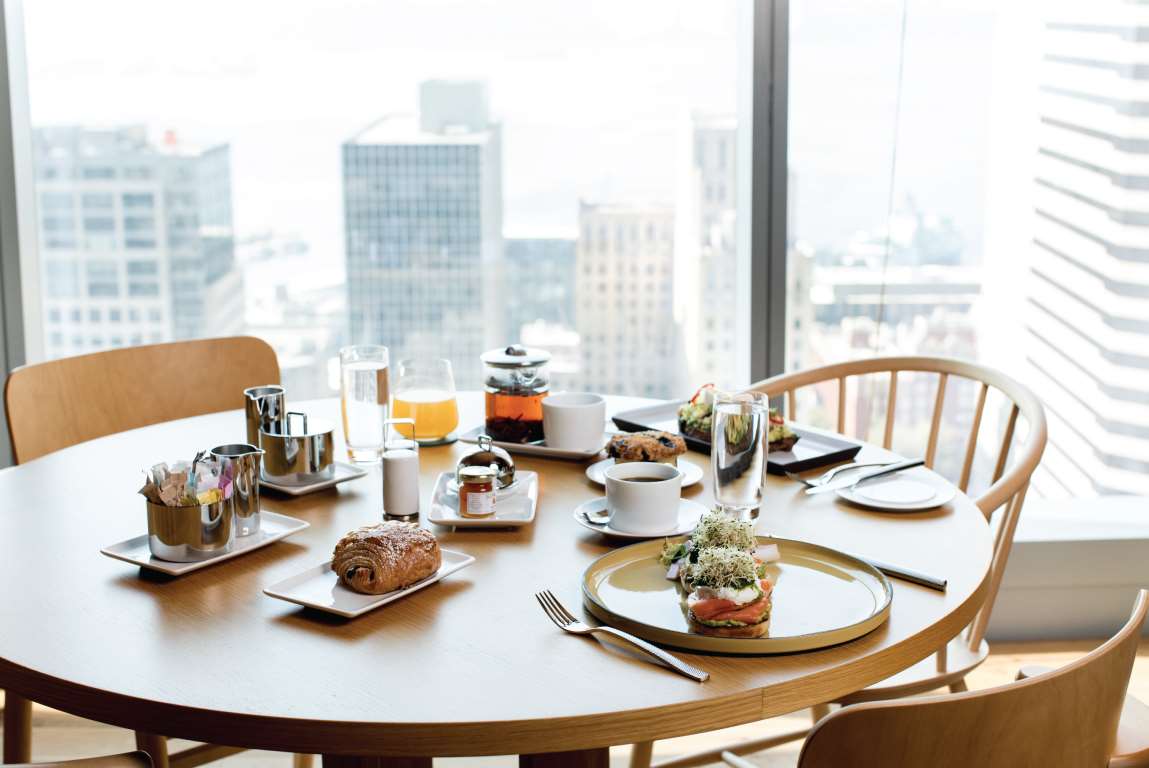 Charlotte Restaurant and Lounge Breakfast