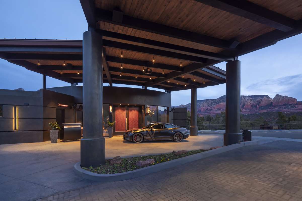 Arrival Porte Cochere