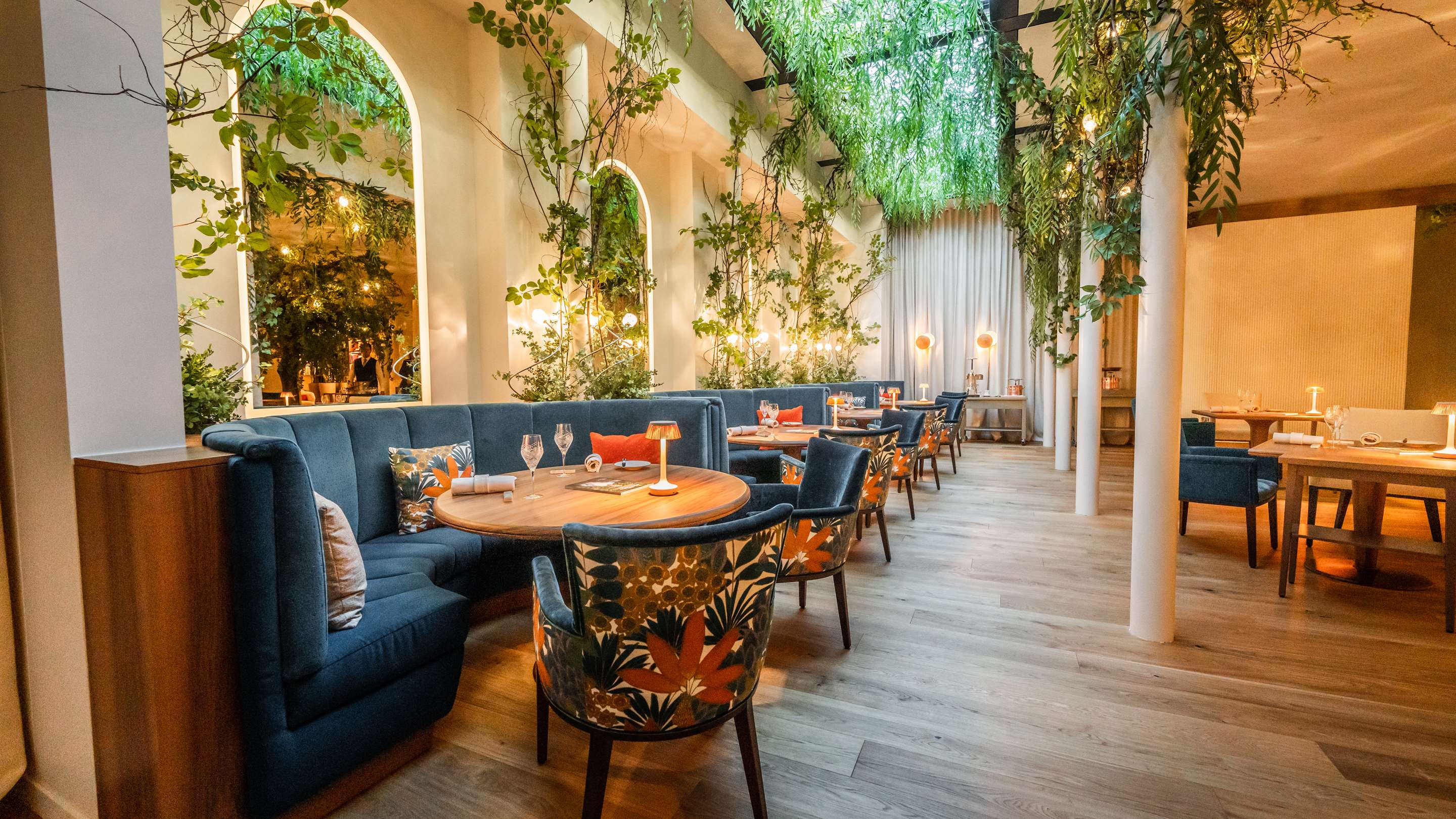 Radius by Stefan Beer