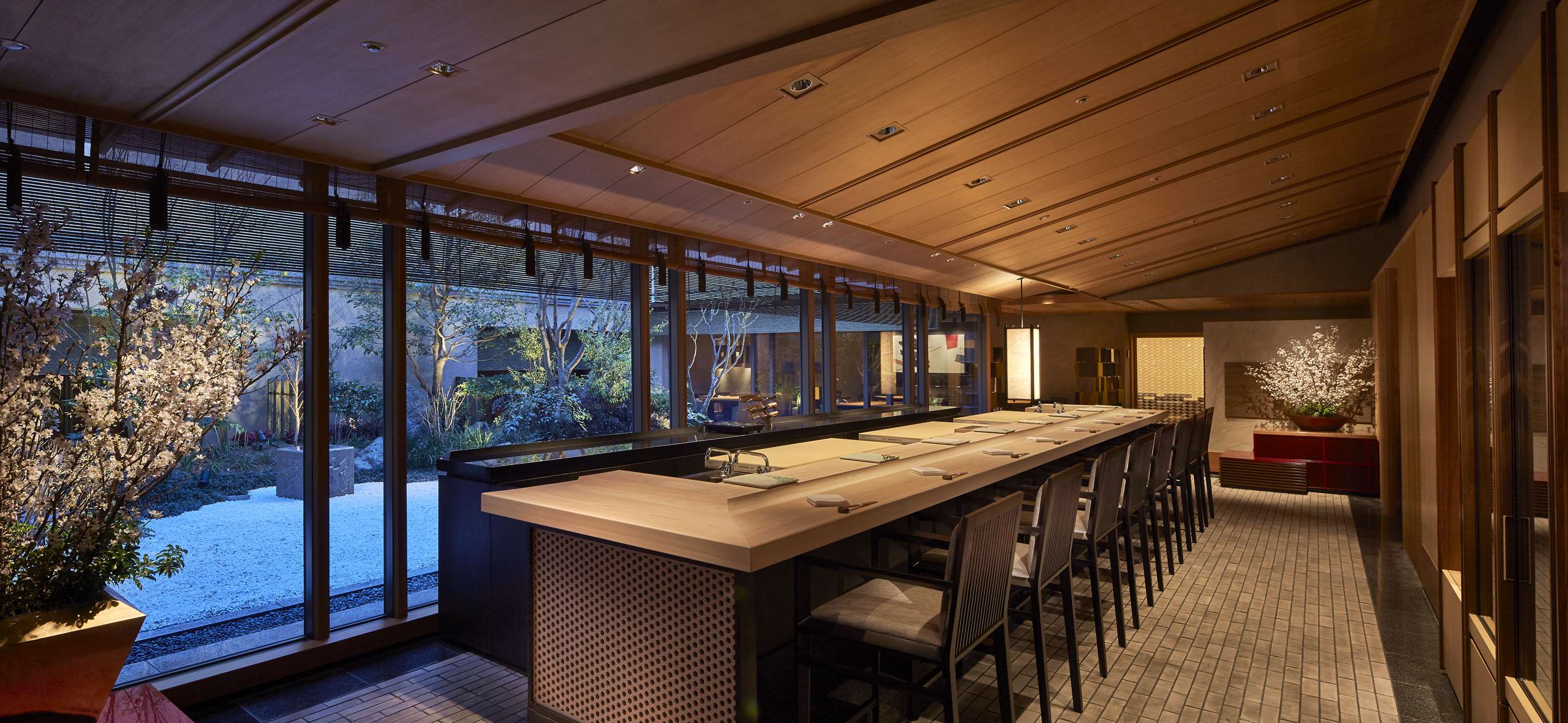 Japanese Restaurant Hanagatami Sushi Counter