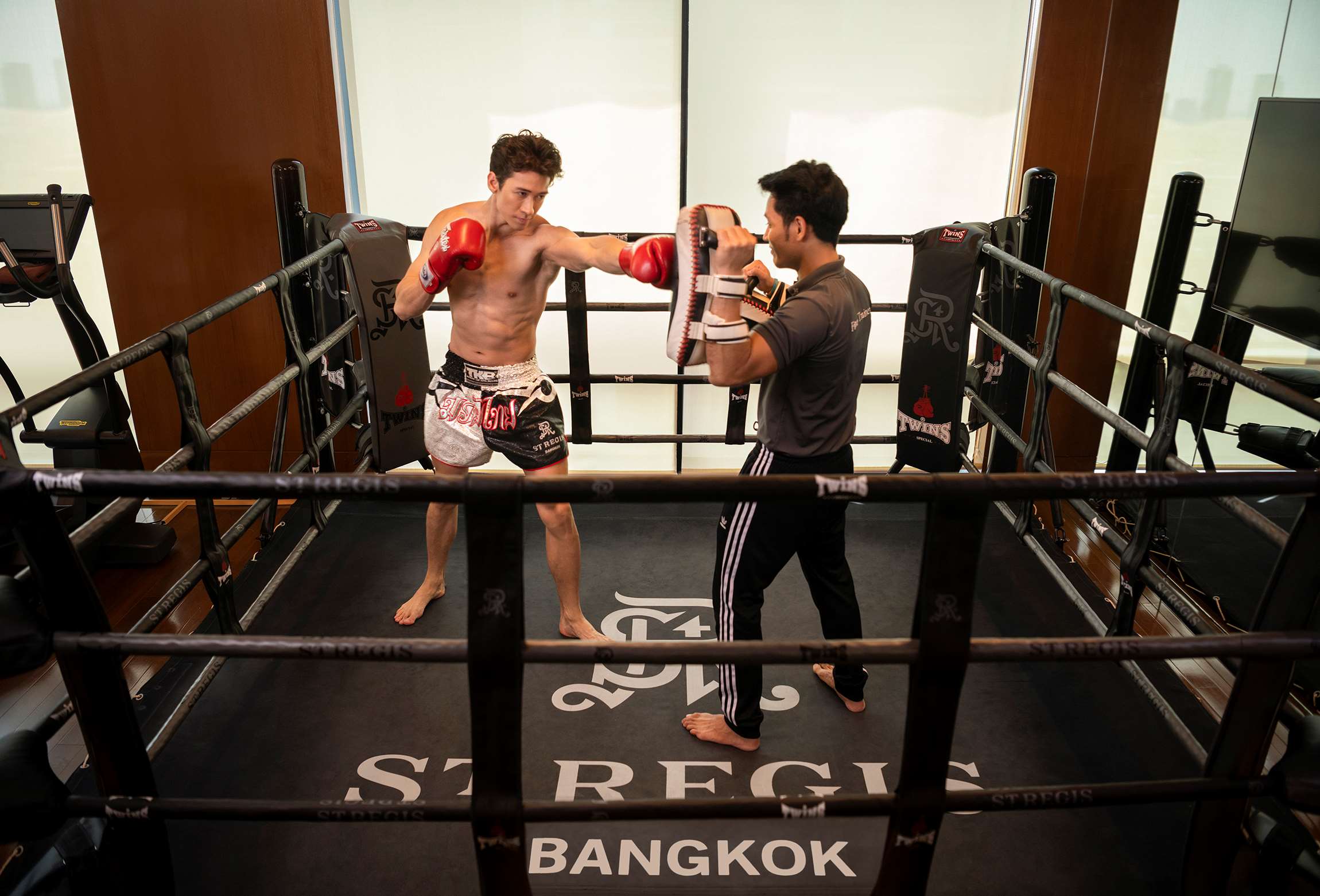 Be adventurous with Thai boxing