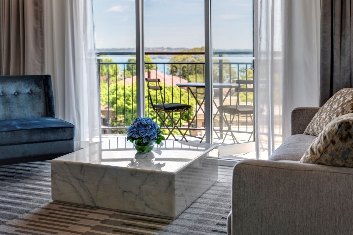 킹 클래식 발코니 베이사이드 룸