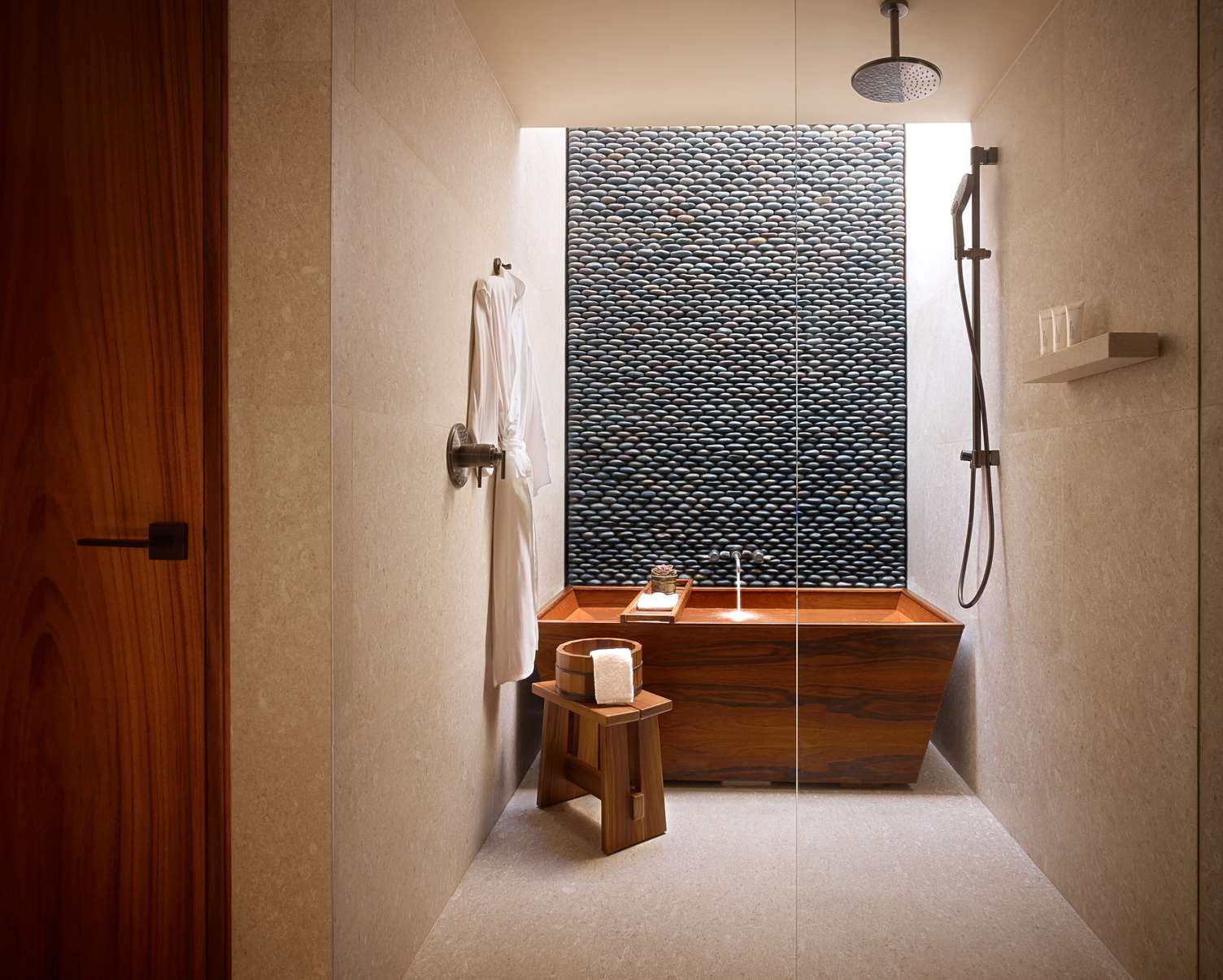 Nobu Hotel Los Cabos Bath and Shower