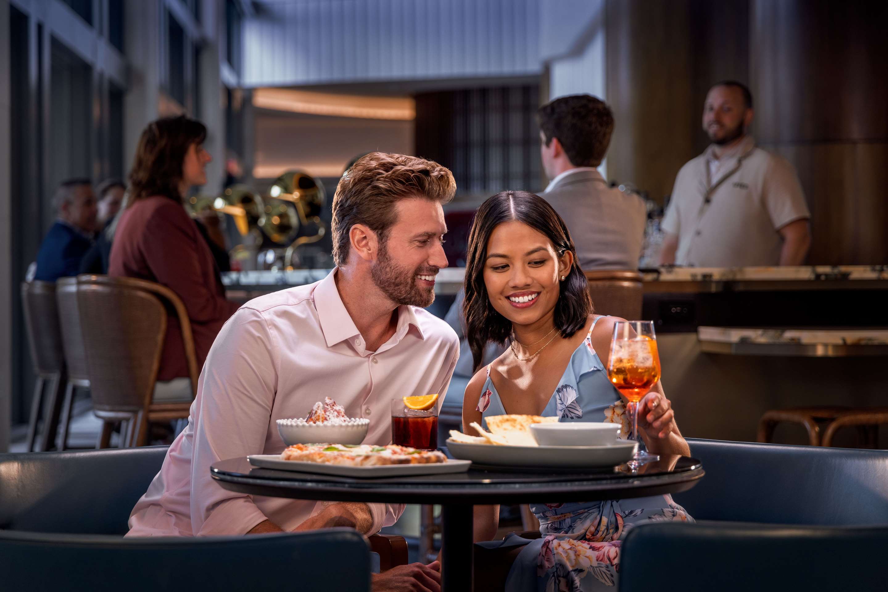 Conrad Orlando Couple Apero