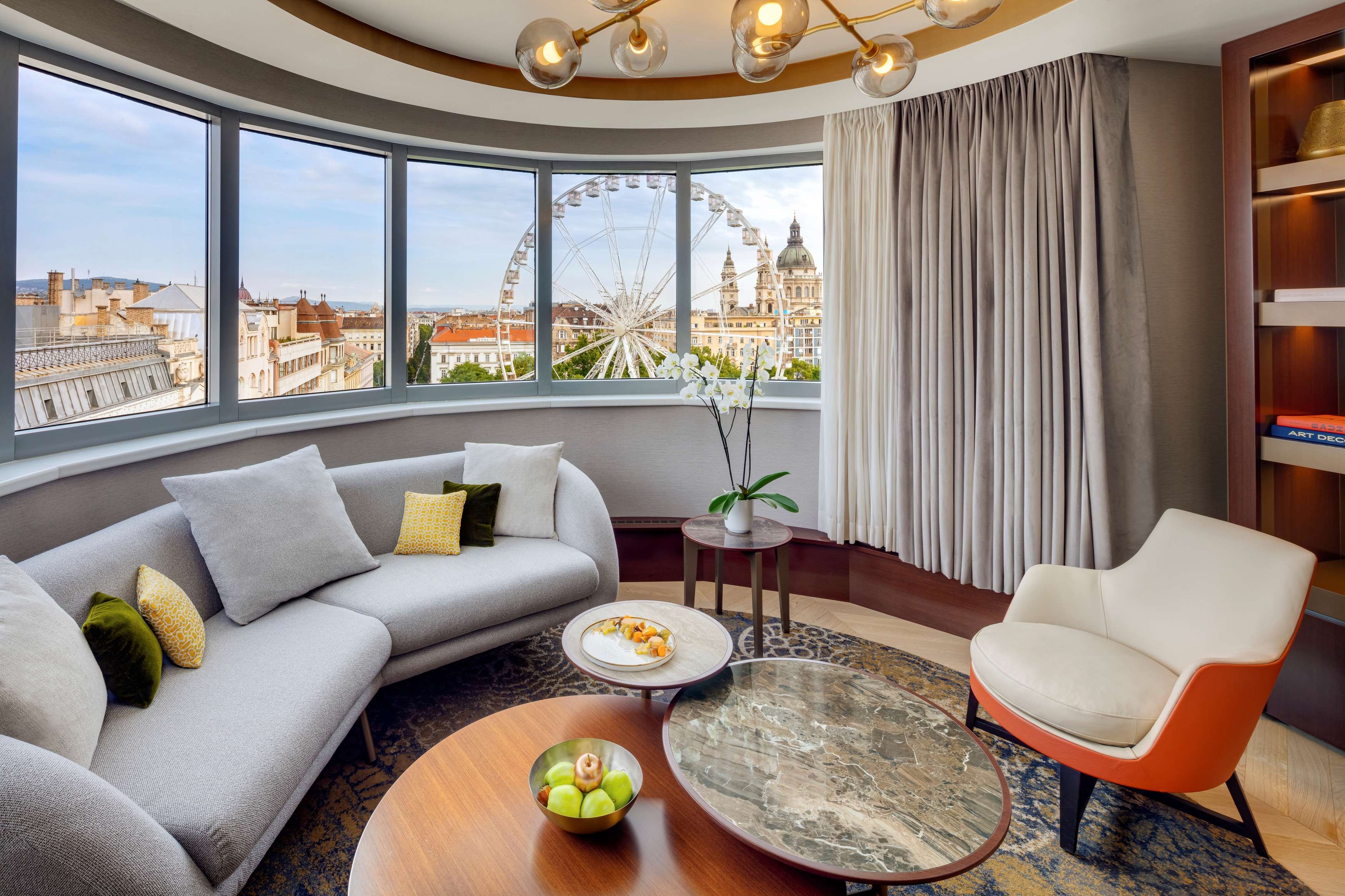 프레지덴셜 스위트 - 킹 1개 & 트윈 2개