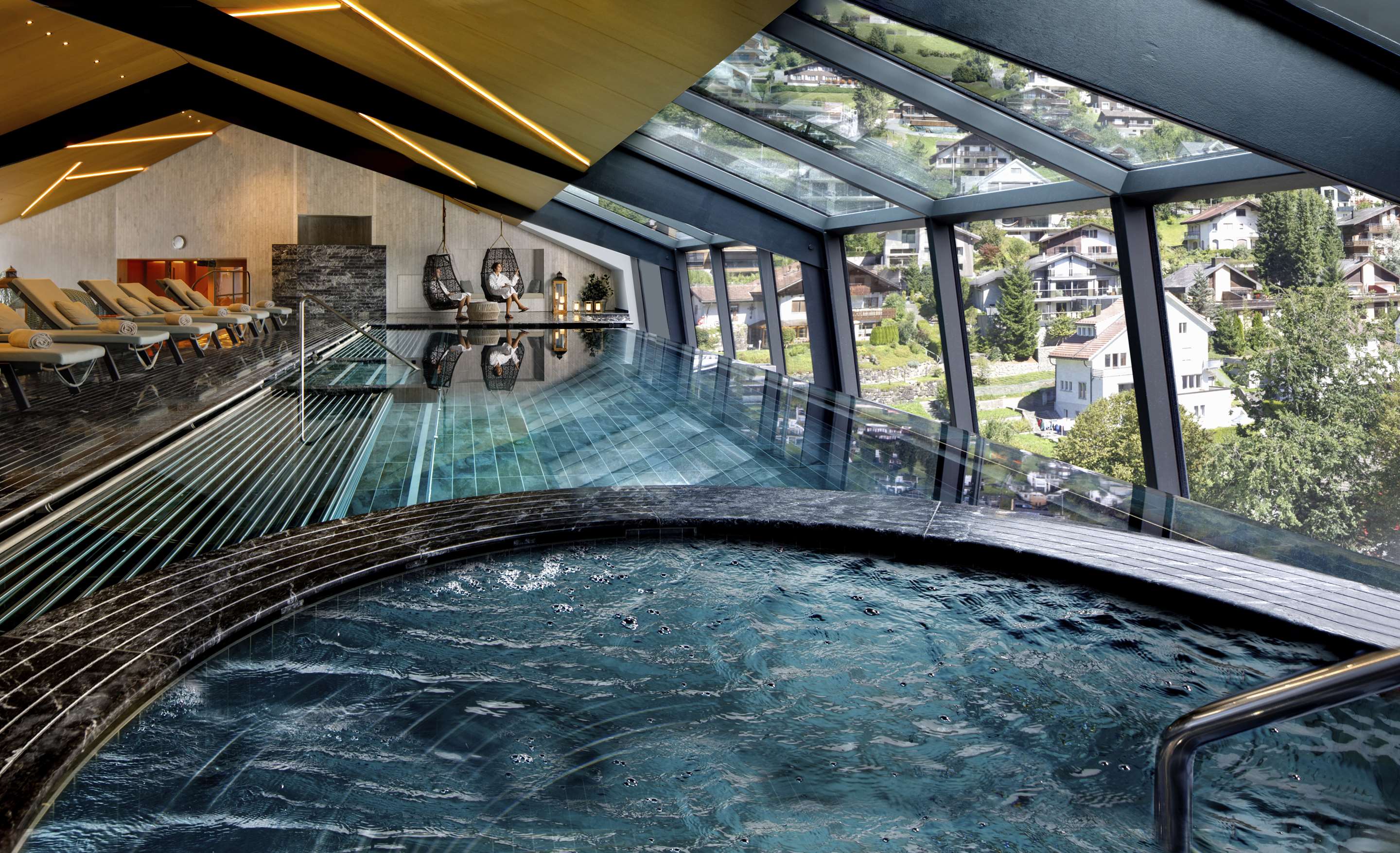 Pool - indoor