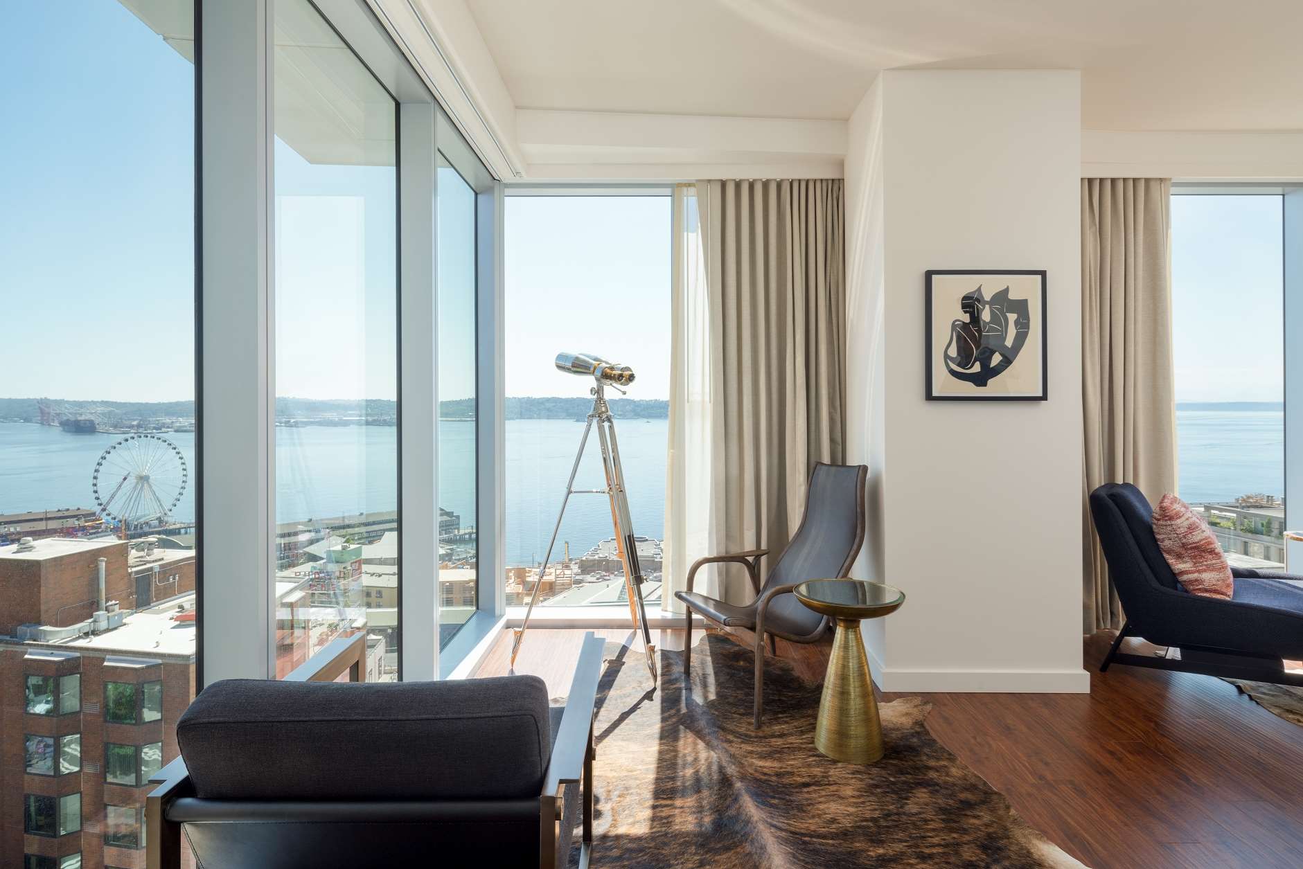 Thompson Seattle Corner View