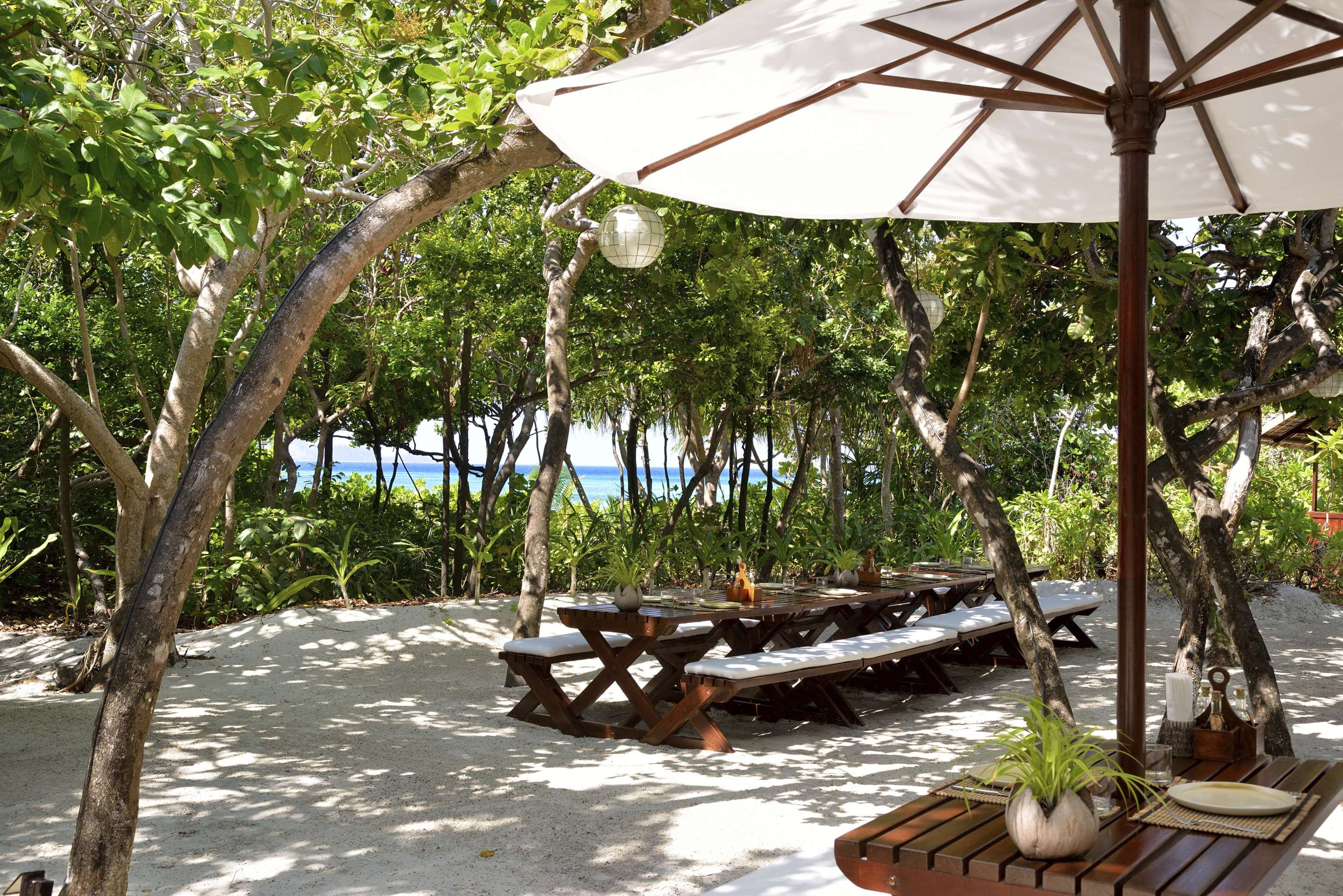 Amanpulo  Picnic Grove