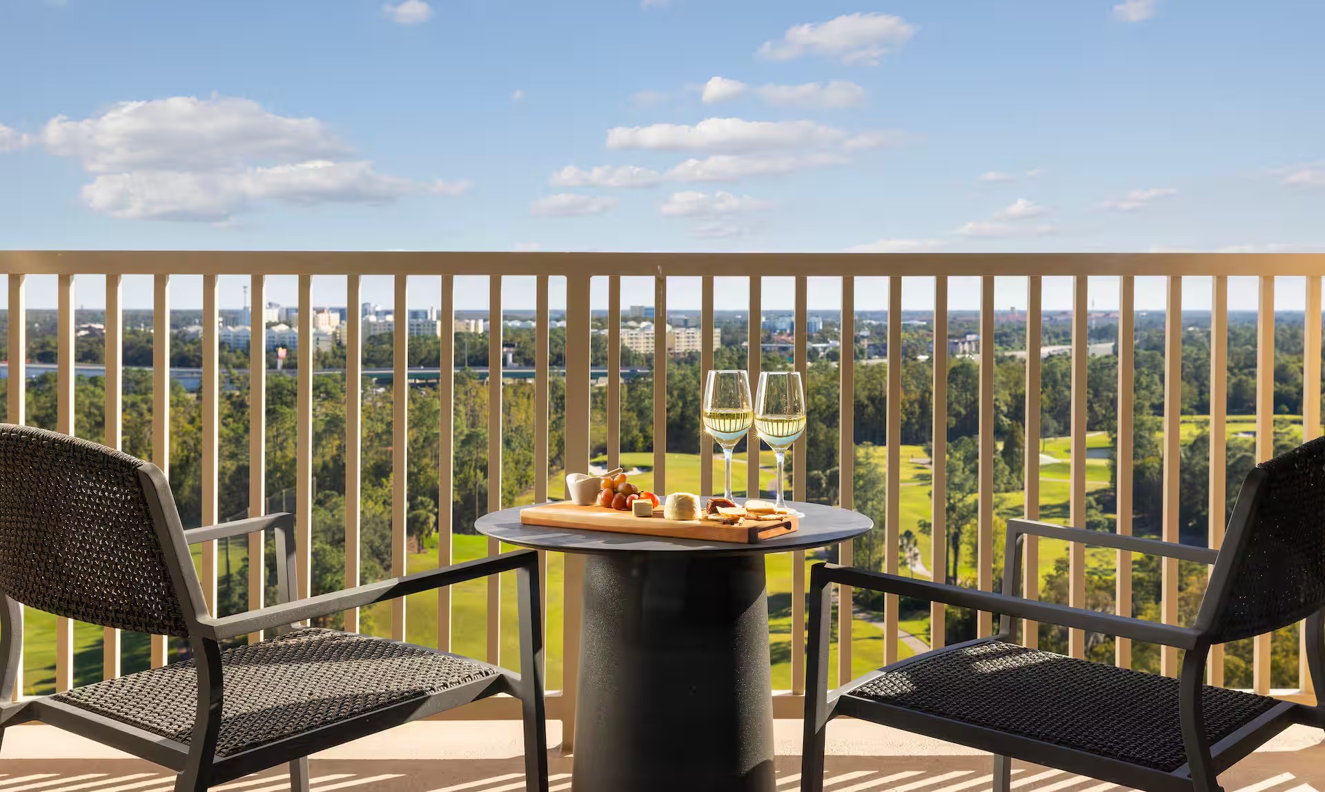 디럭스 스위트 발코니 - 킹베드 1개