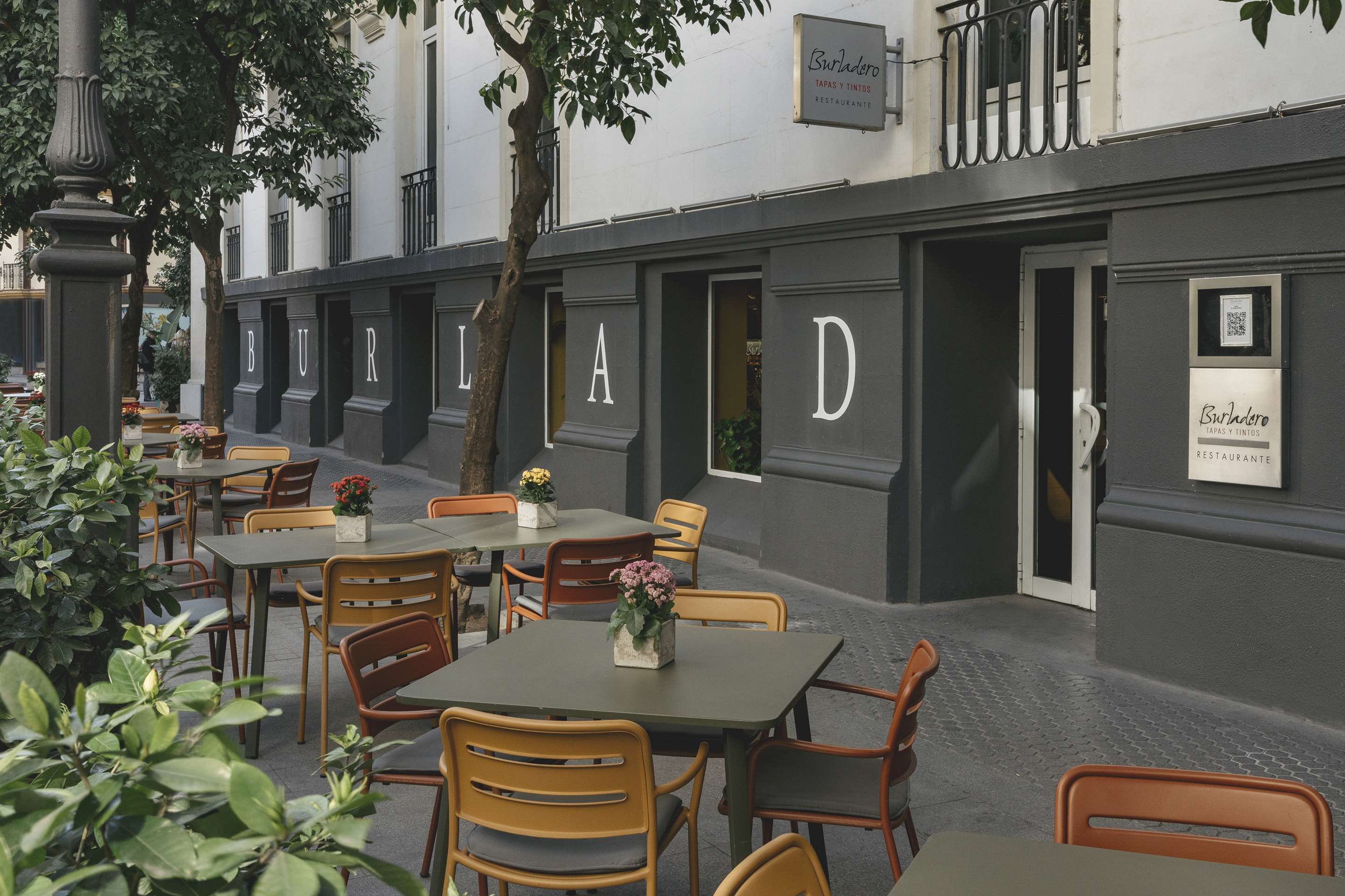 HotelColonGranMelia Burladero Tapas Restaurant terrace