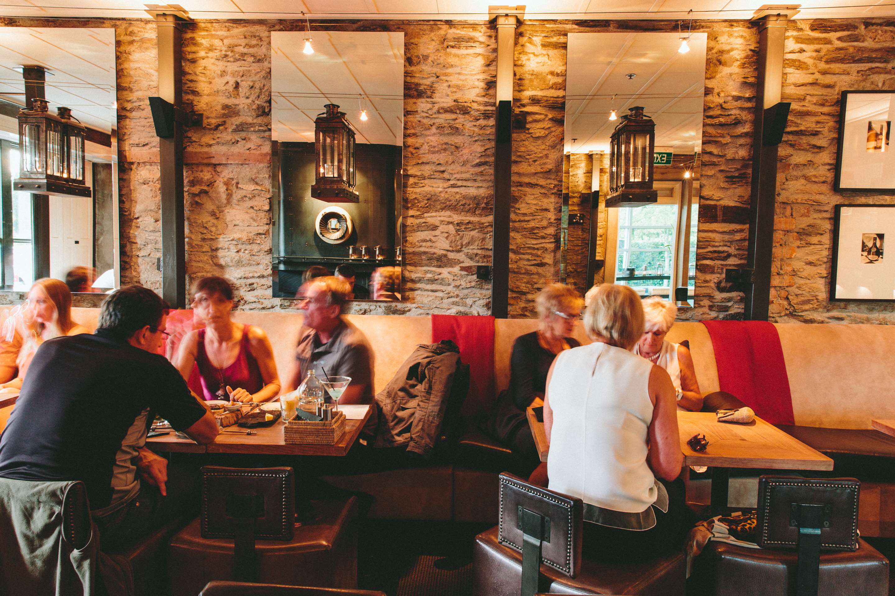 Eichardt s Bar Interior