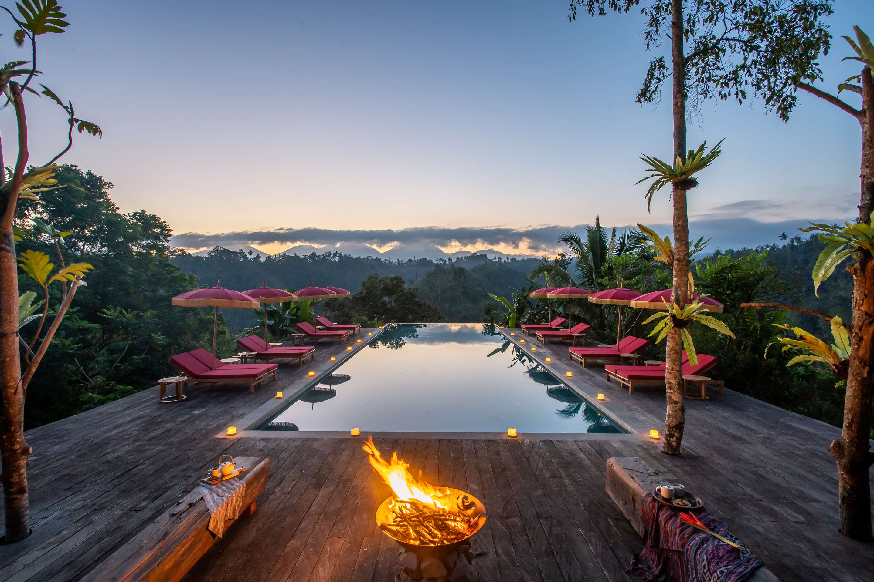 Buahan a Banyan Tree Escape Main Pool Sunset