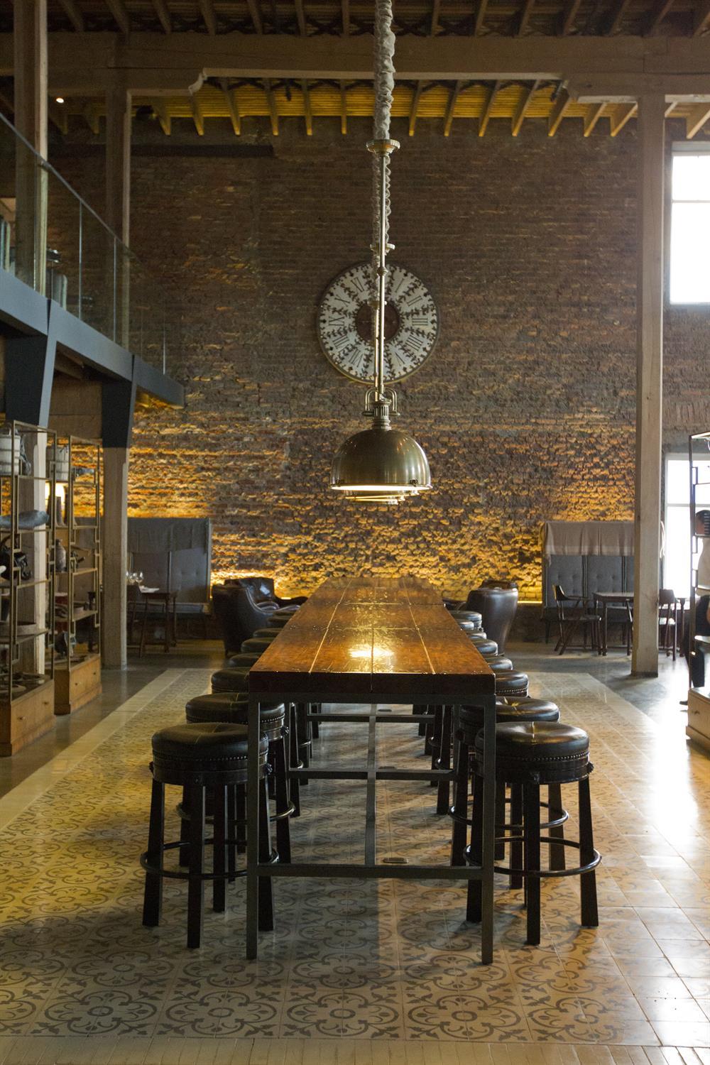 The Singular Restaurant