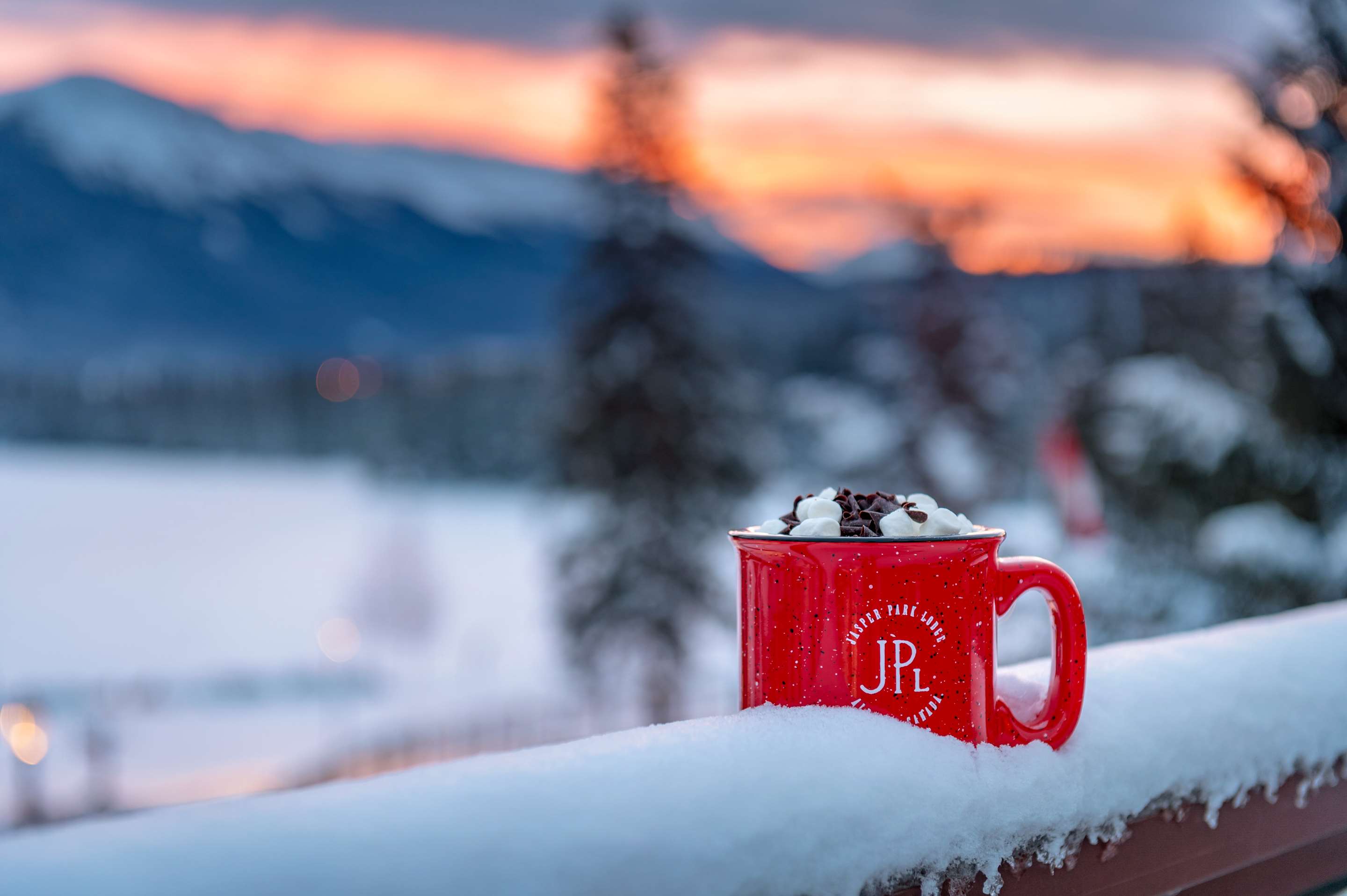 The Fairmont Jasper Park Lodge Guestroom Details