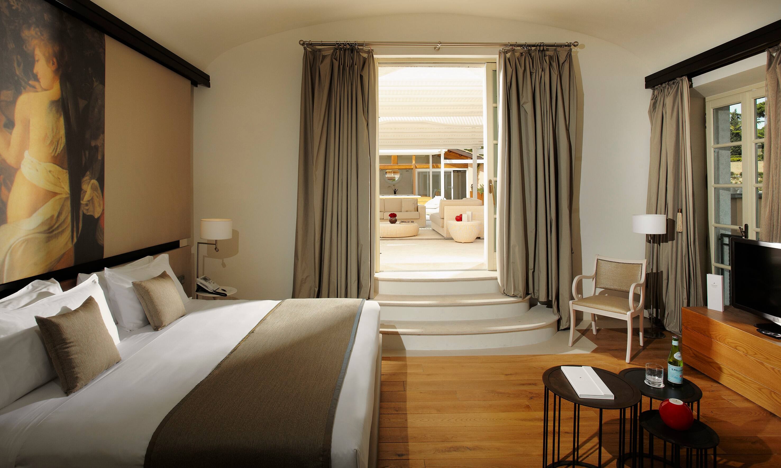 엠퍼러 네로 스위트