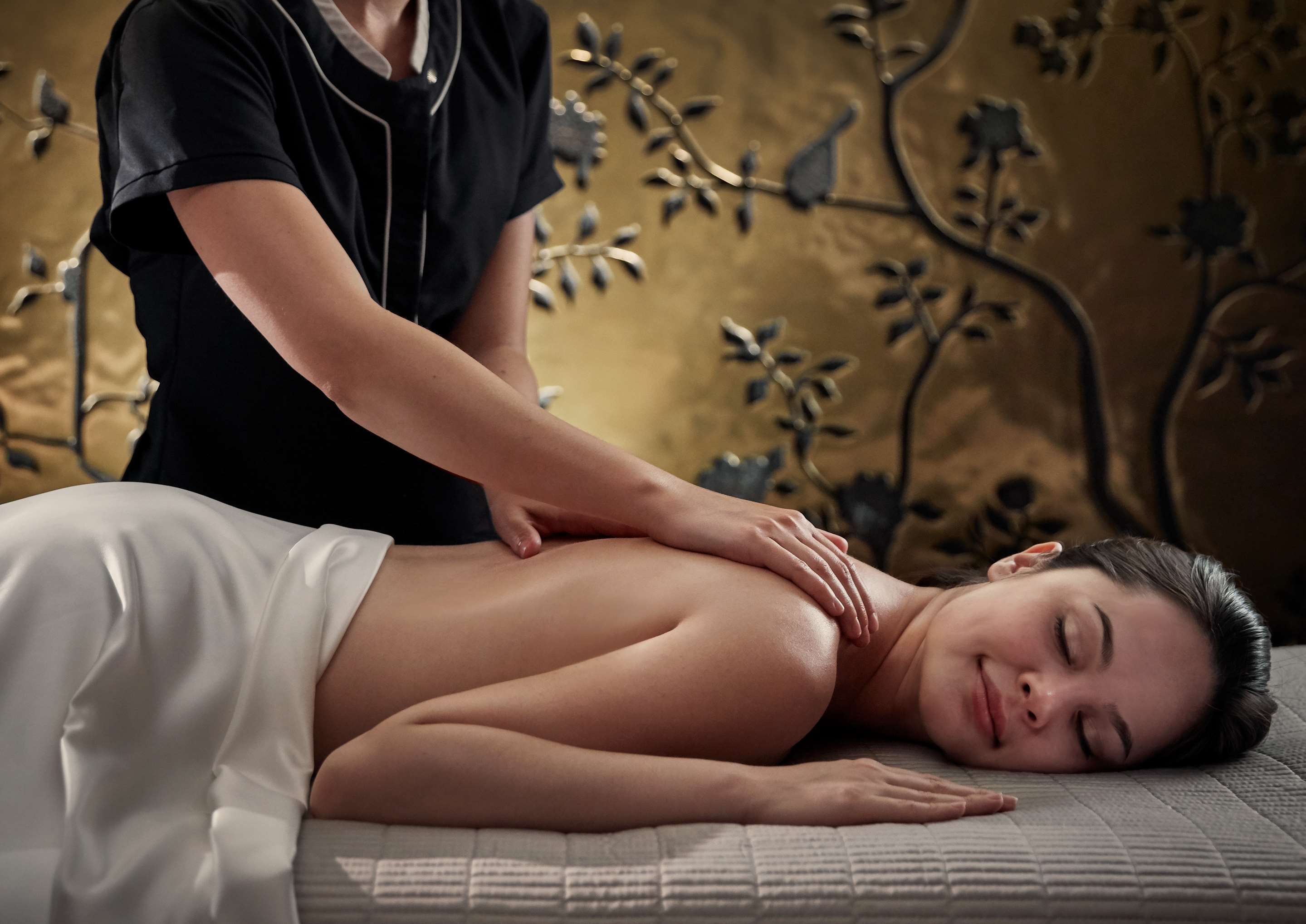 london spa treatment massage