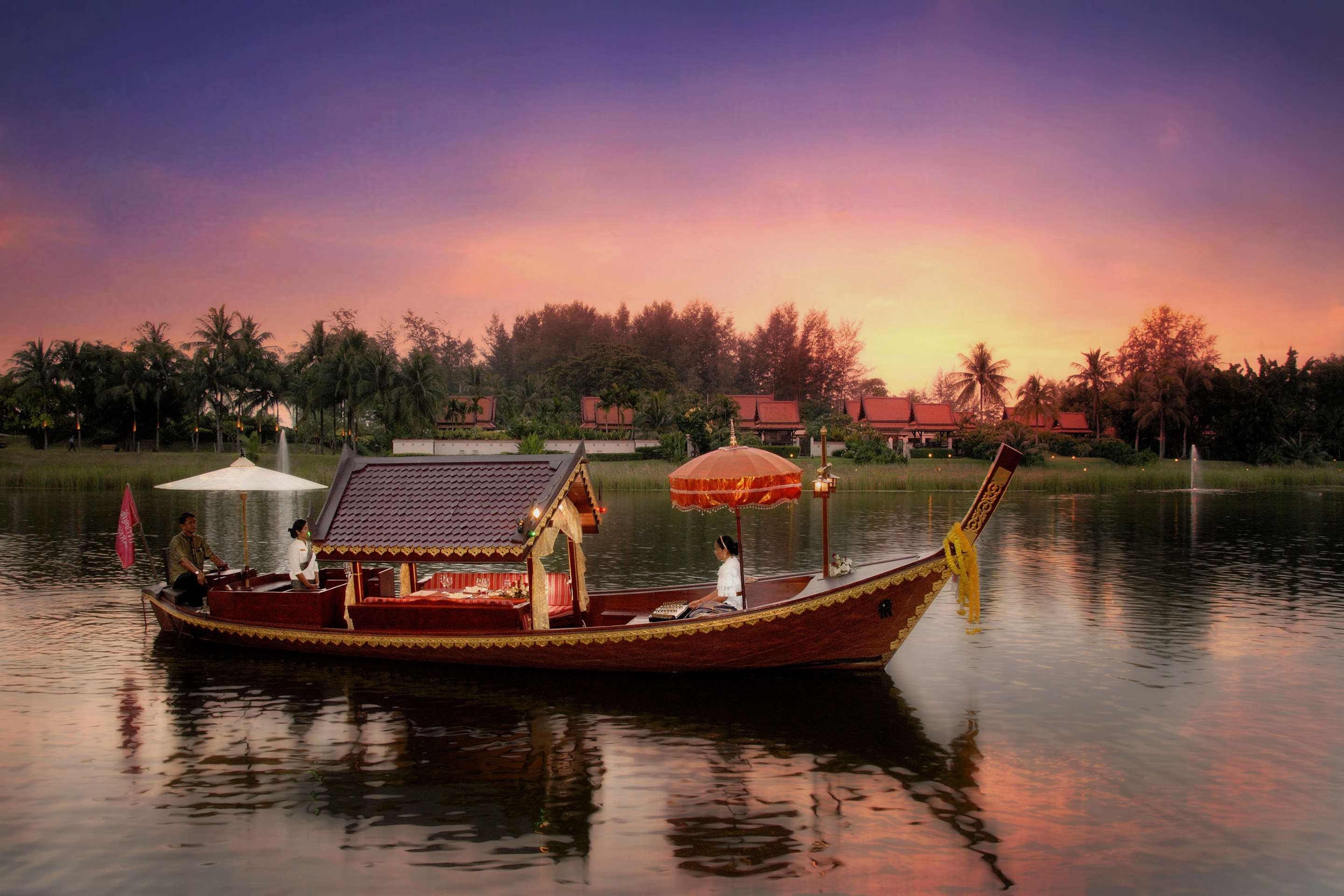 Sanya Rak Unique Dining Destination