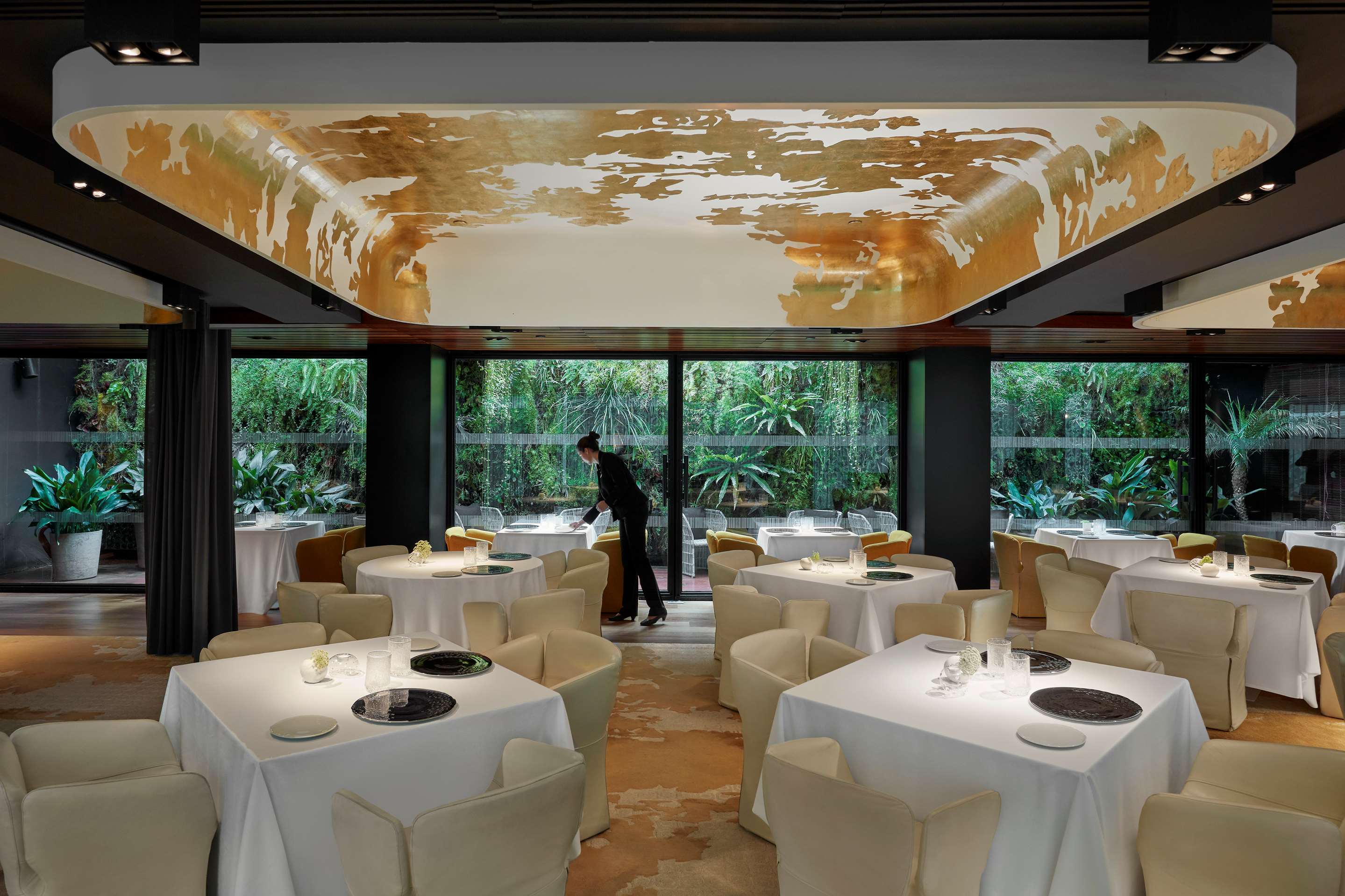 Mandarin Oriental Barcelona Moments Restaurant