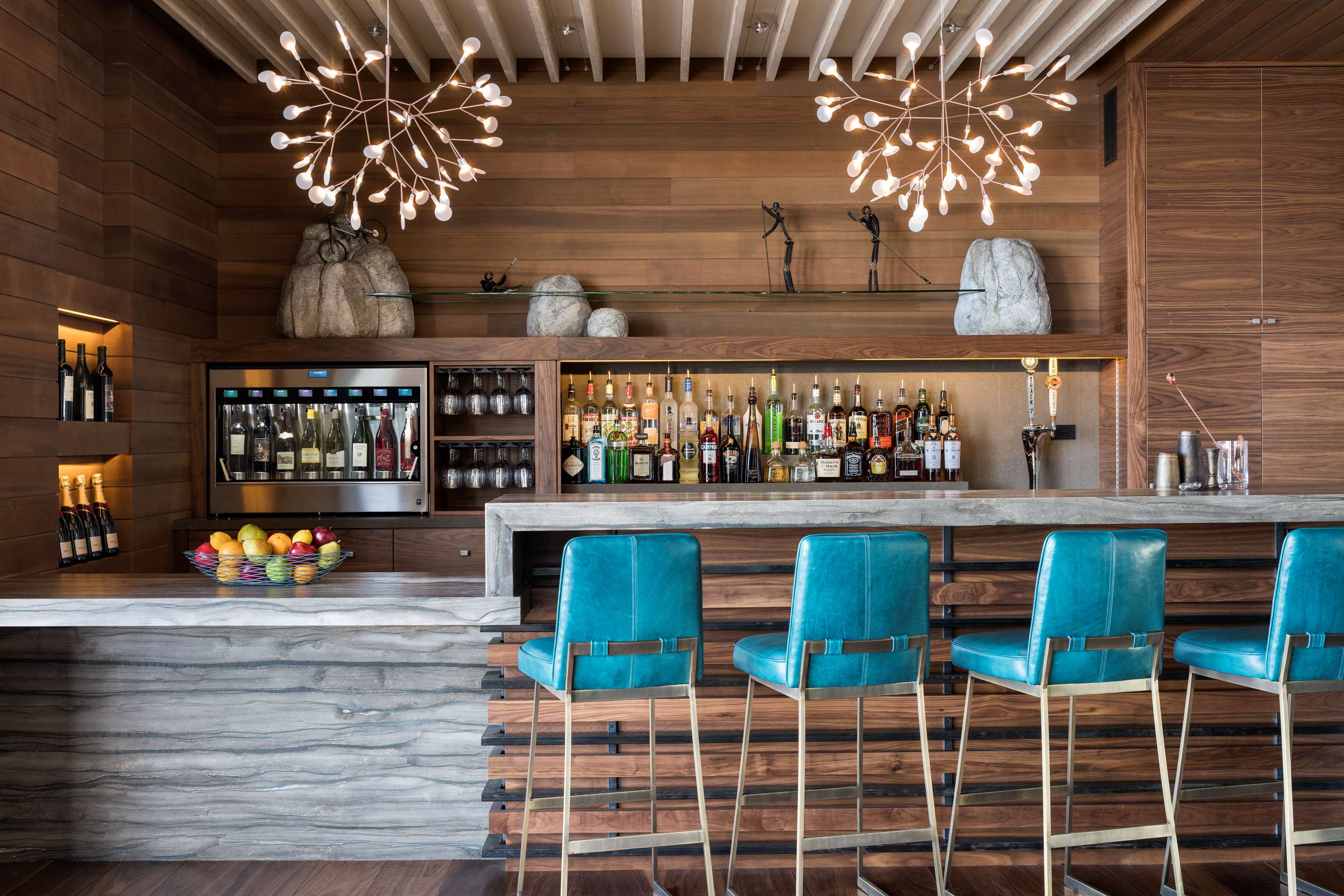 rc laketahoe lakehouse bar