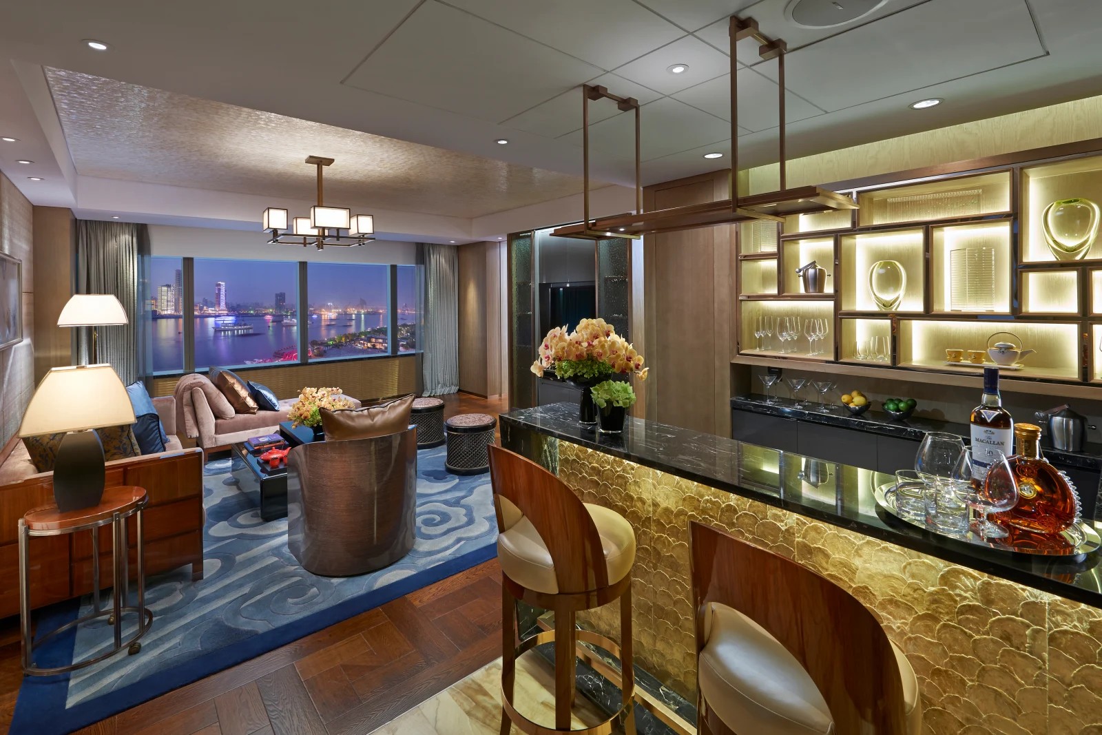 오리엔탈 스위트