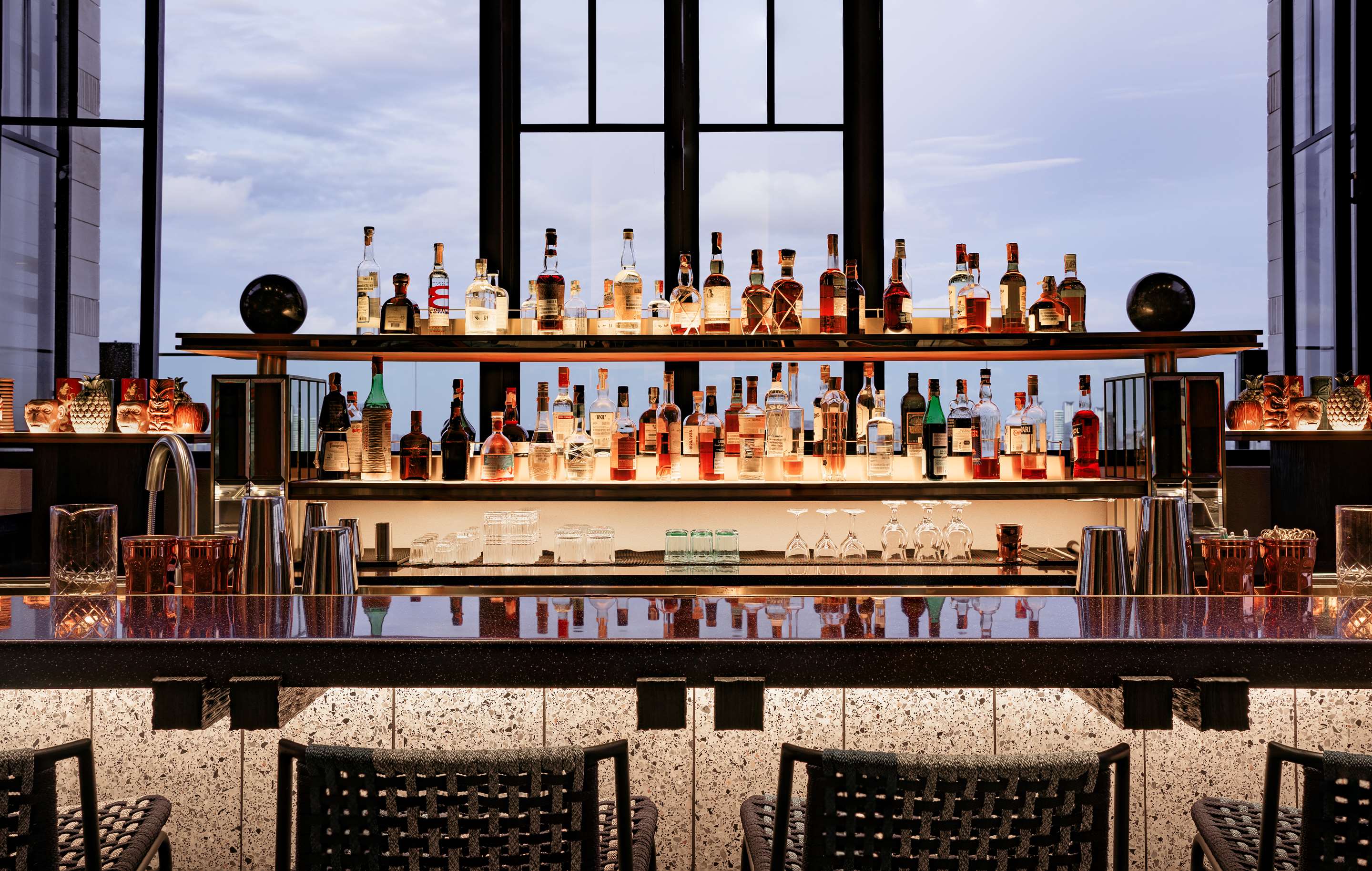 Bar Yard Kimpton Maa Lai Bangkok