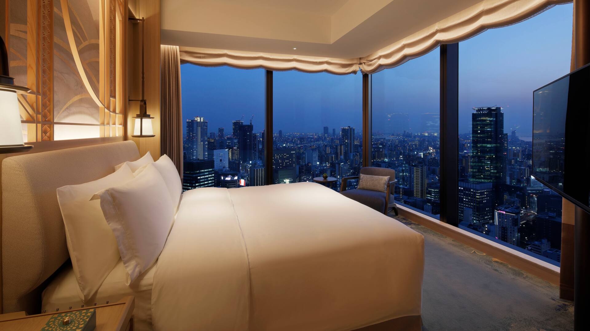 킹 코너 스위트 리버 뷰