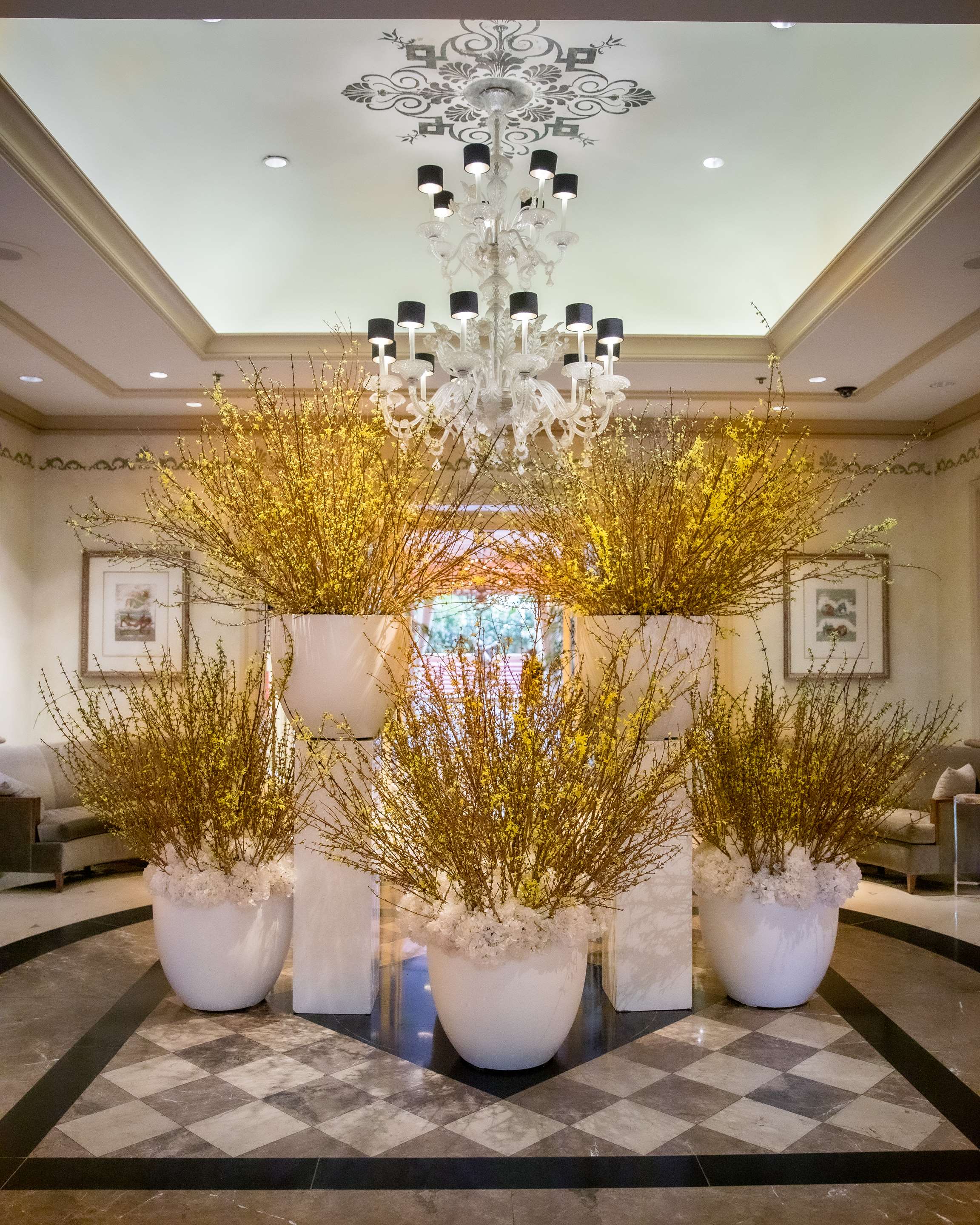 MESMERIZING LOBBY INSTALLATIONS BY JEFF LEATHAM