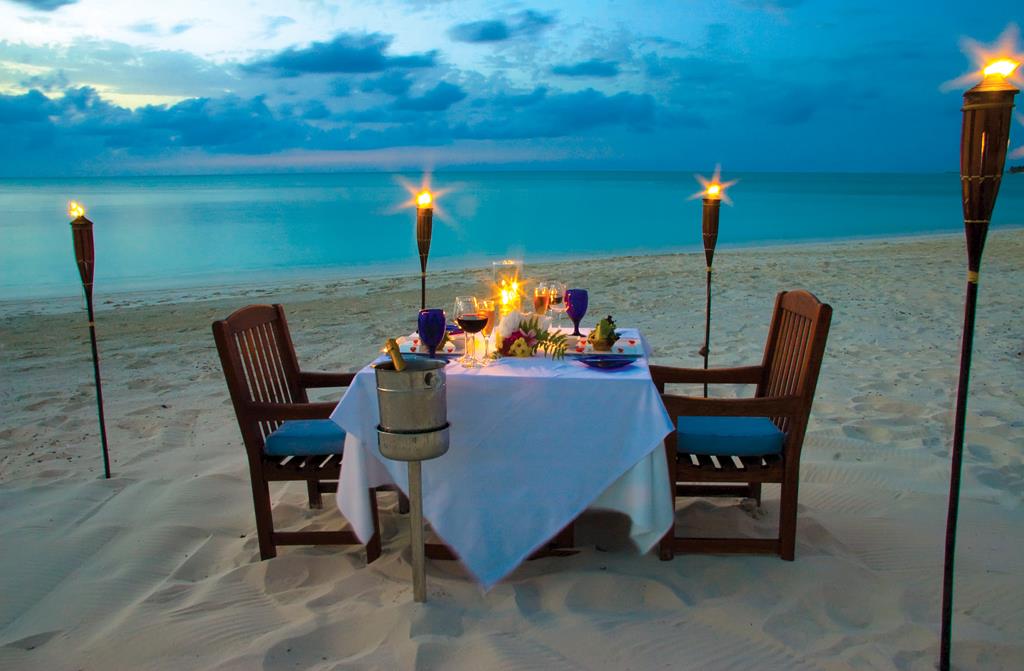 Beach Dining
