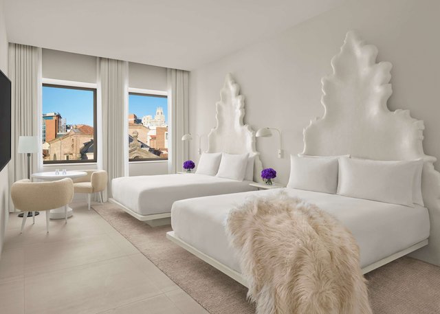 Premier Room 2 Queen 