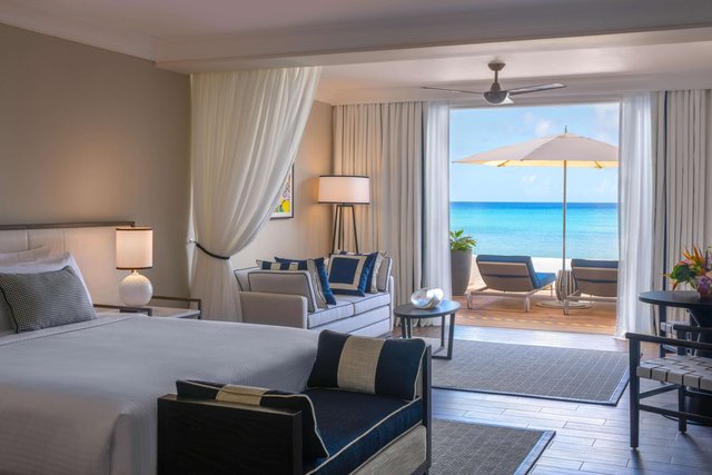 Beachfront Suite 