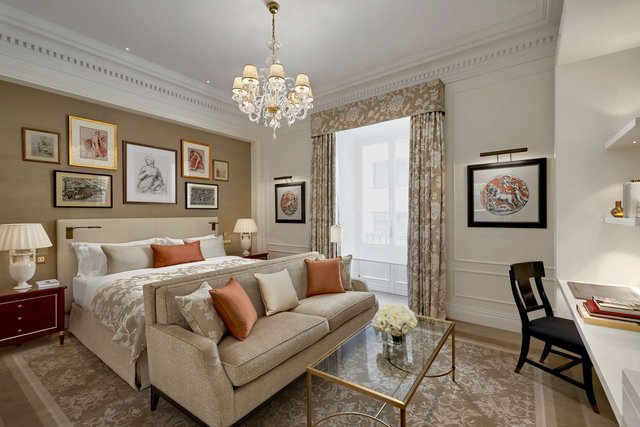 St. Regis Suite