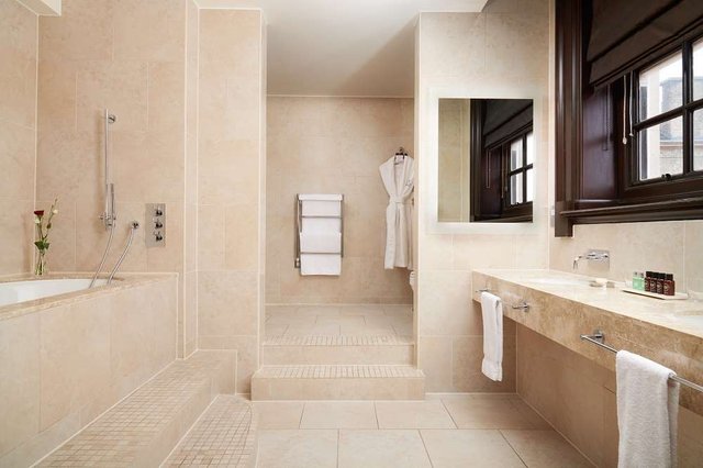 Grand Heritage Suites