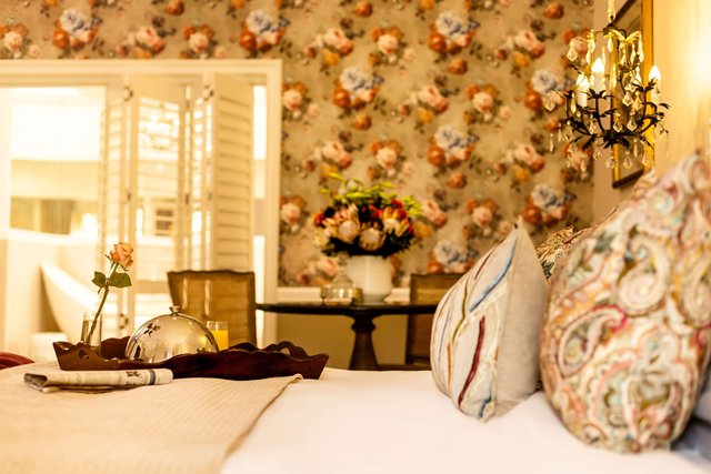 Courtyard Suite
