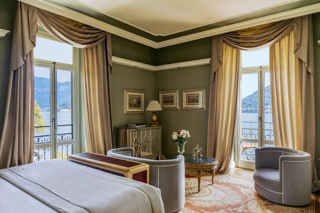 Lake View Deluxe Room