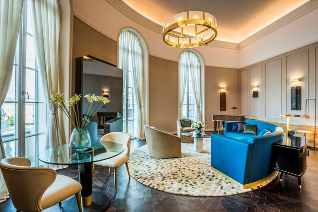 Signature Suite