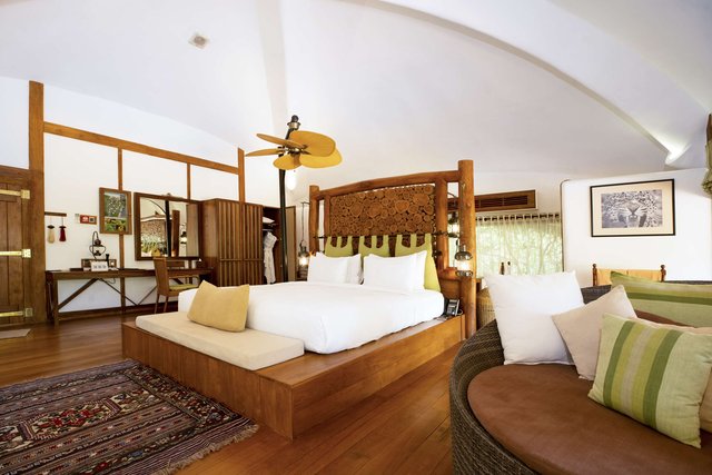 Luxury Cabin With Private Plunge Pool